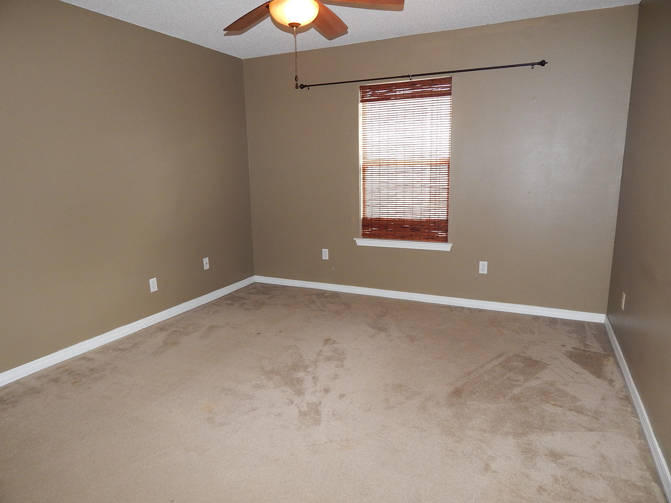 VINEYARD THE - Residential