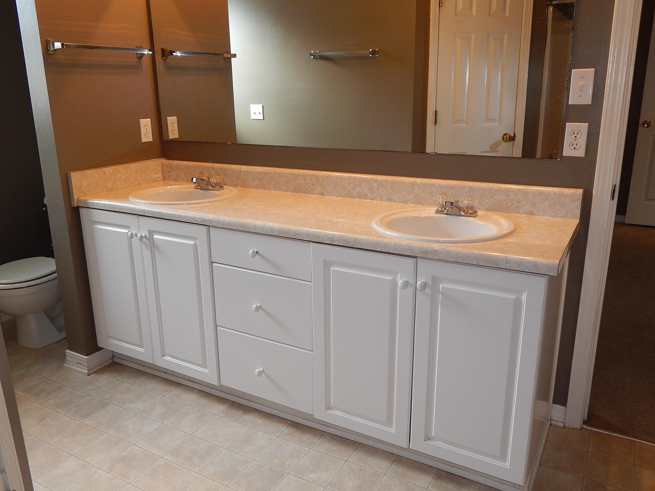 VINEYARD THE - Residential