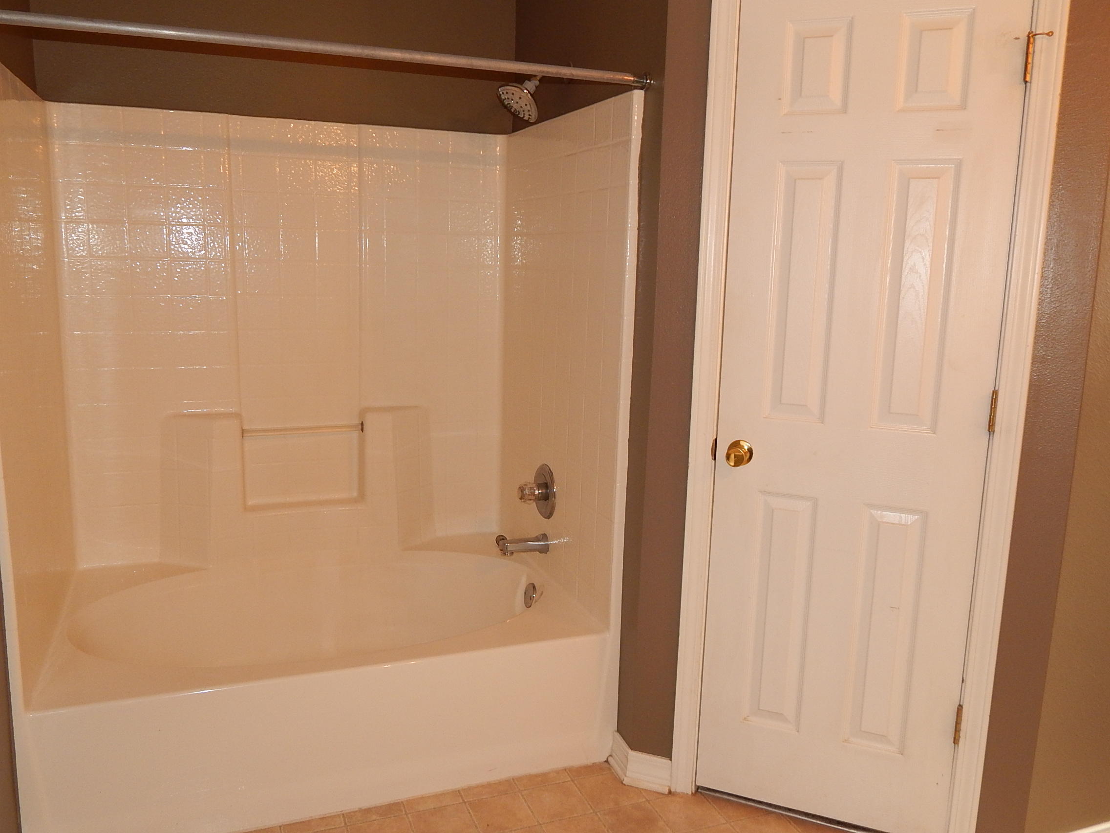 VINEYARD THE - Residential