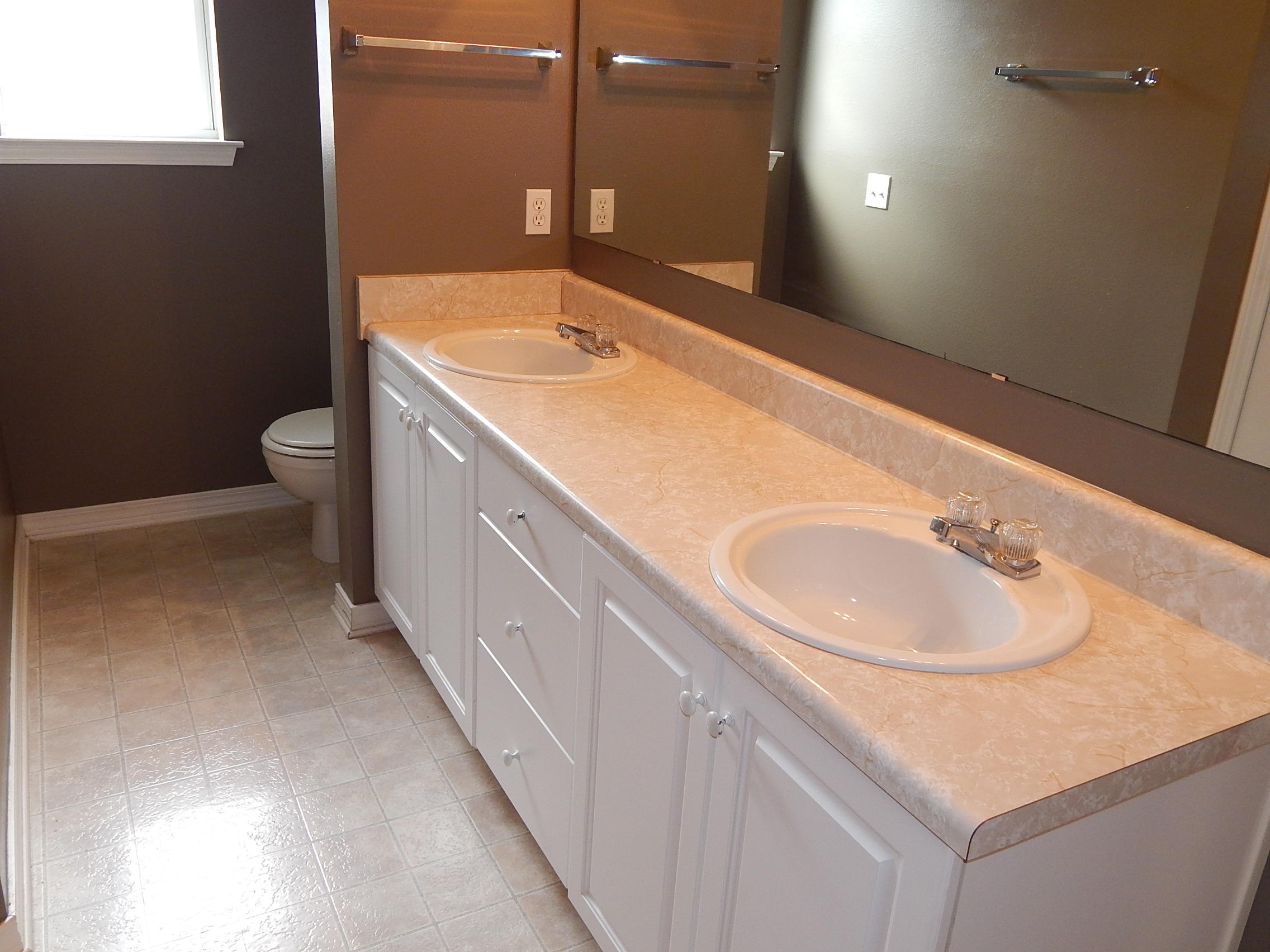 VINEYARD THE - Residential