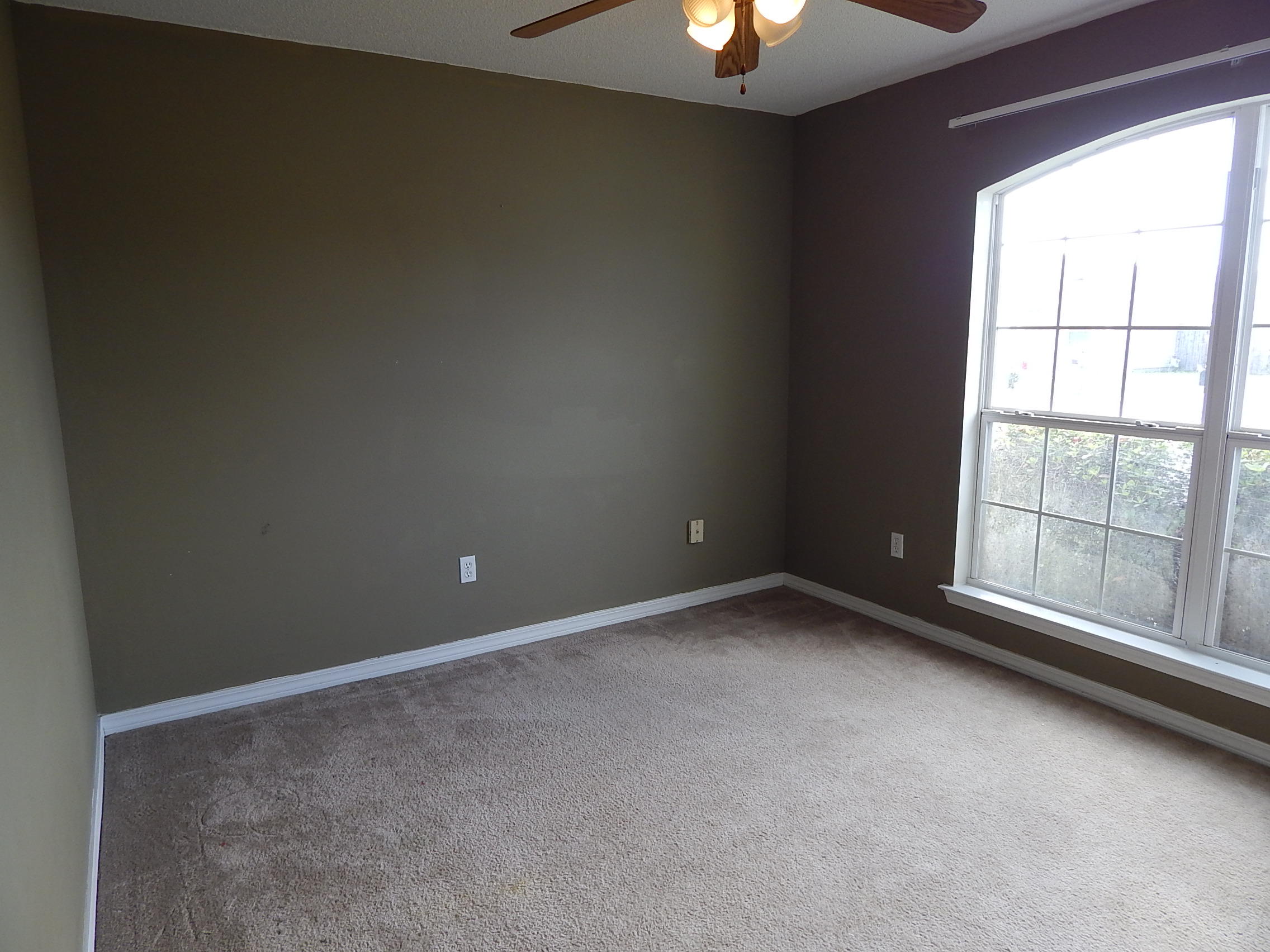 VINEYARD THE - Residential