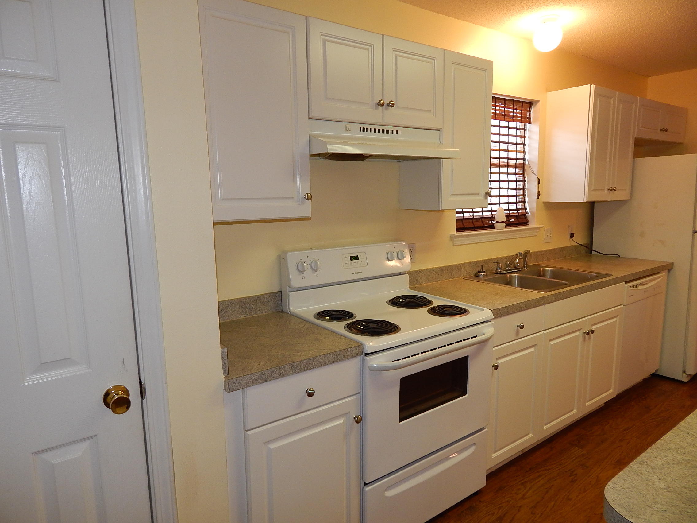 VINEYARD THE - Residential