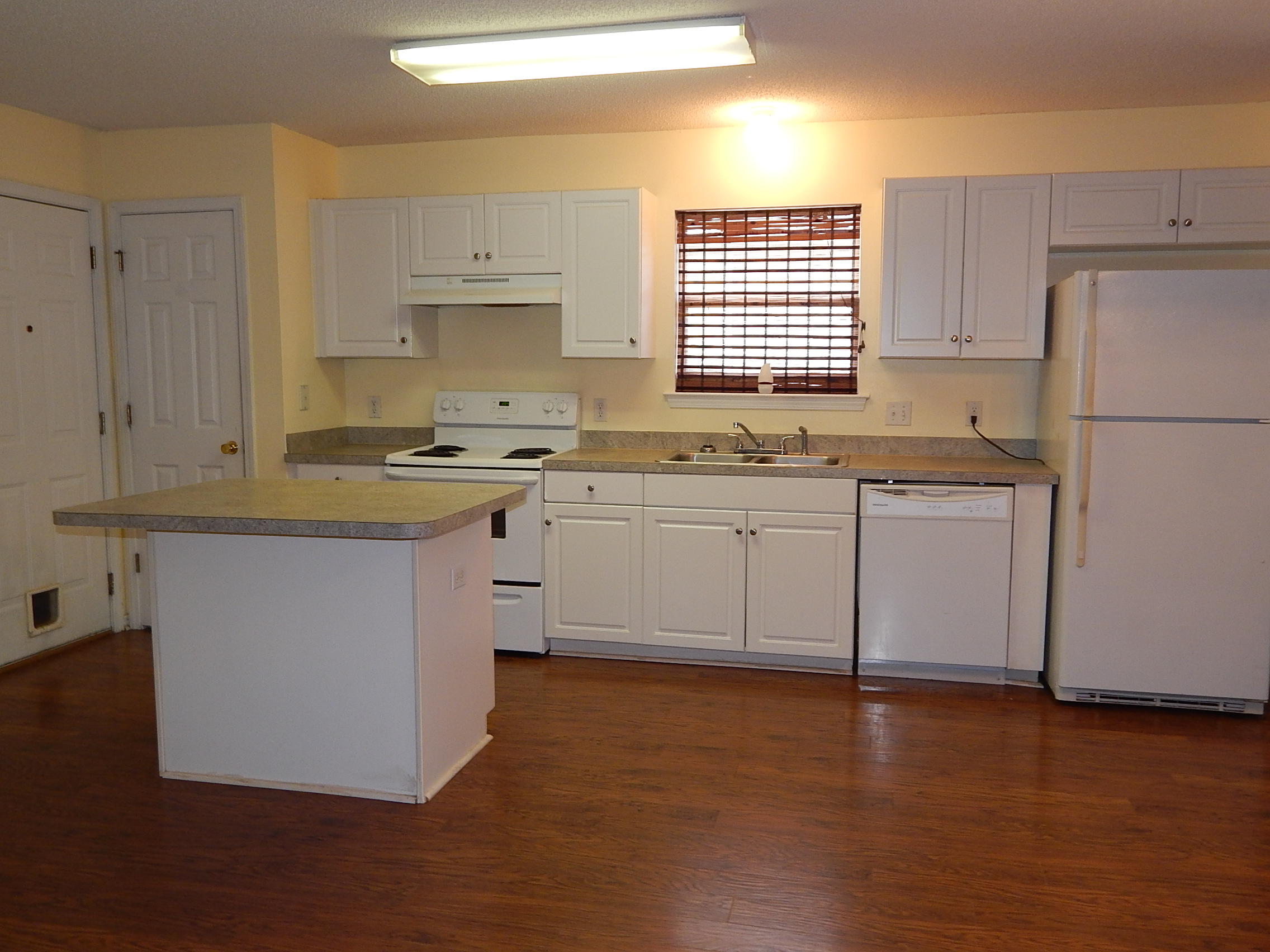 VINEYARD THE - Residential