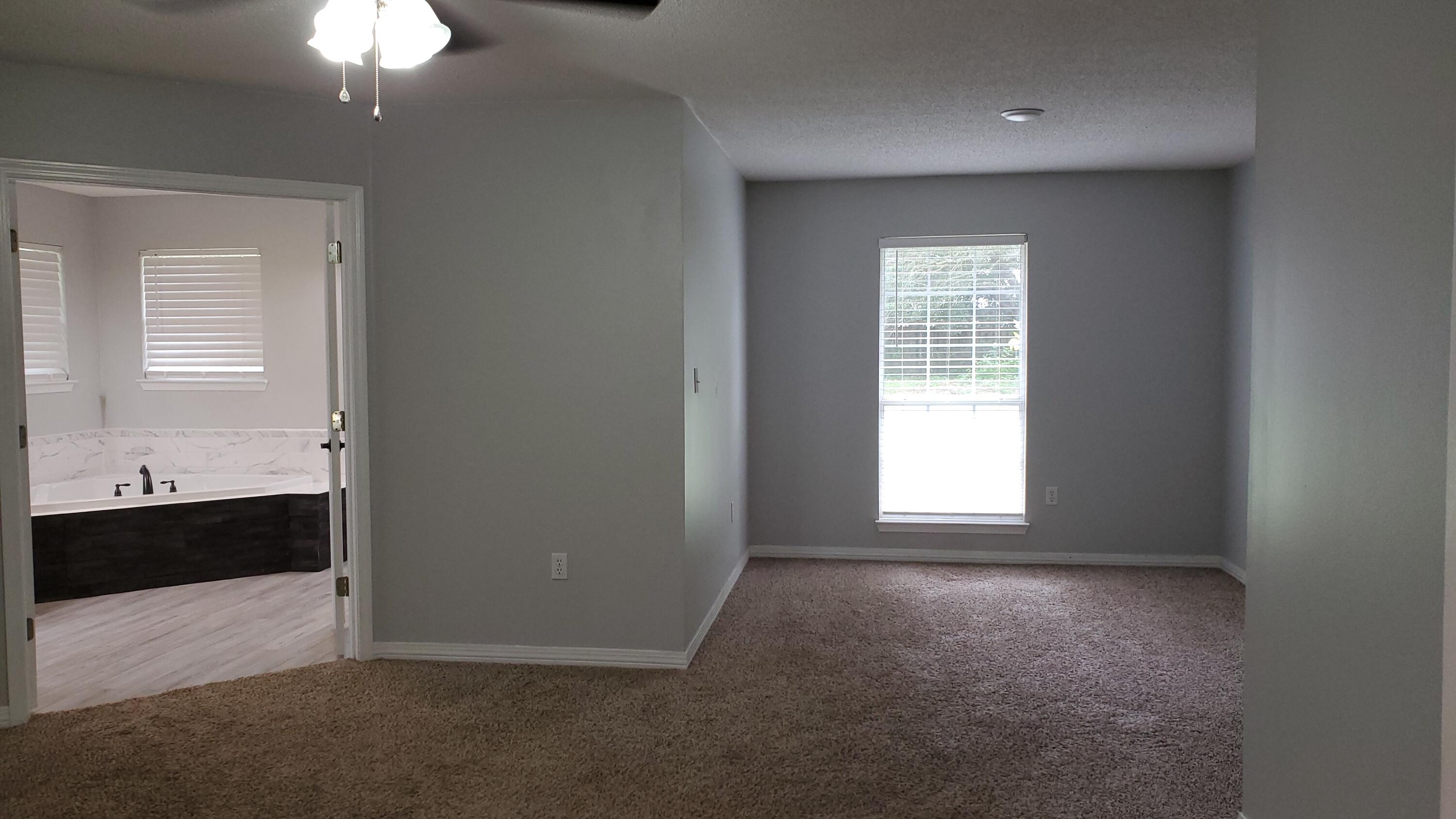 TOM KING ESTATES - Residential