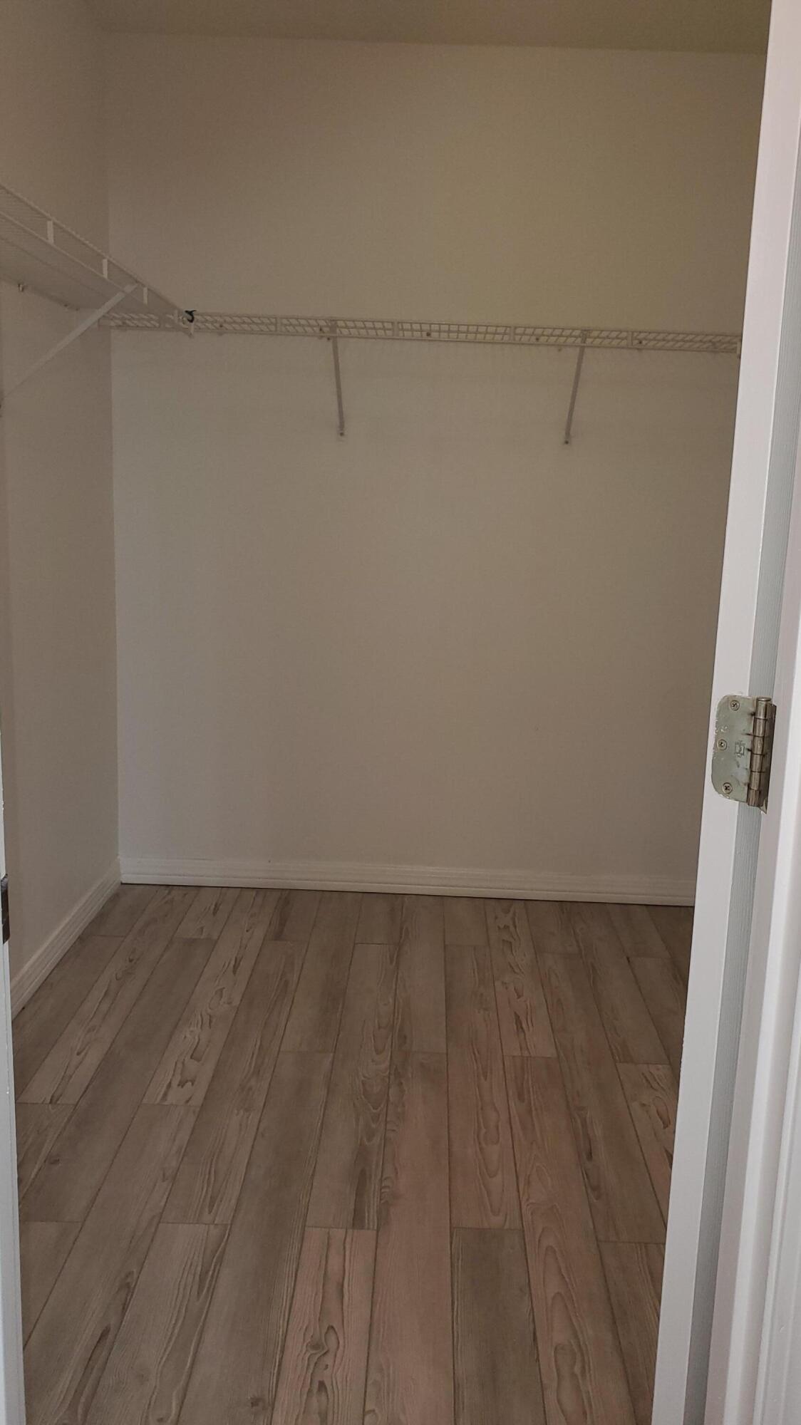 TOM KING ESTATES - Residential