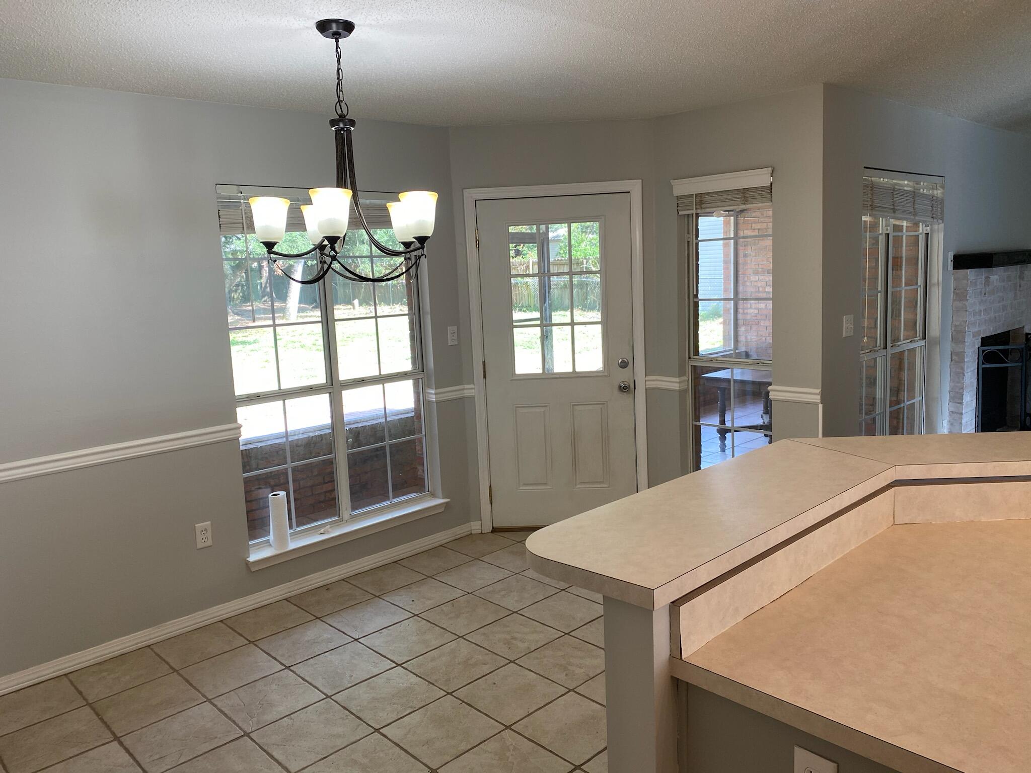 TOM KING ESTATES - Residential