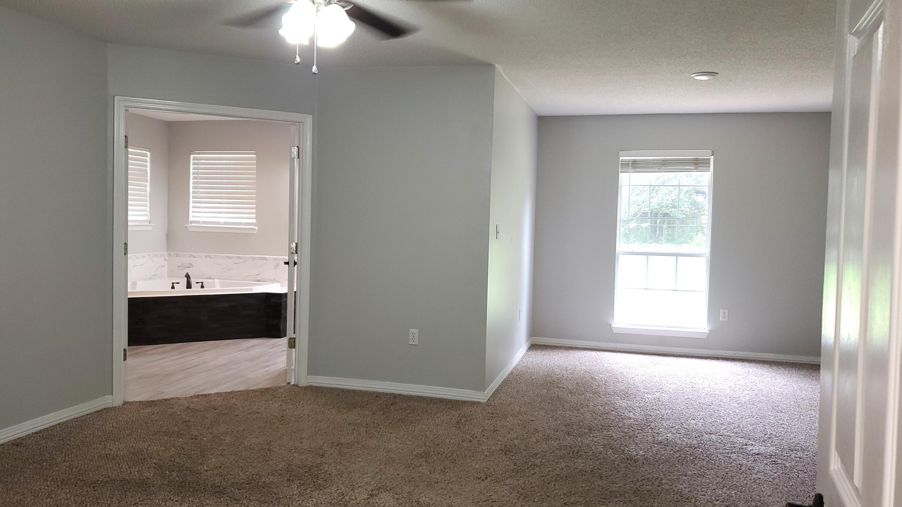 TOM KING ESTATES - Residential