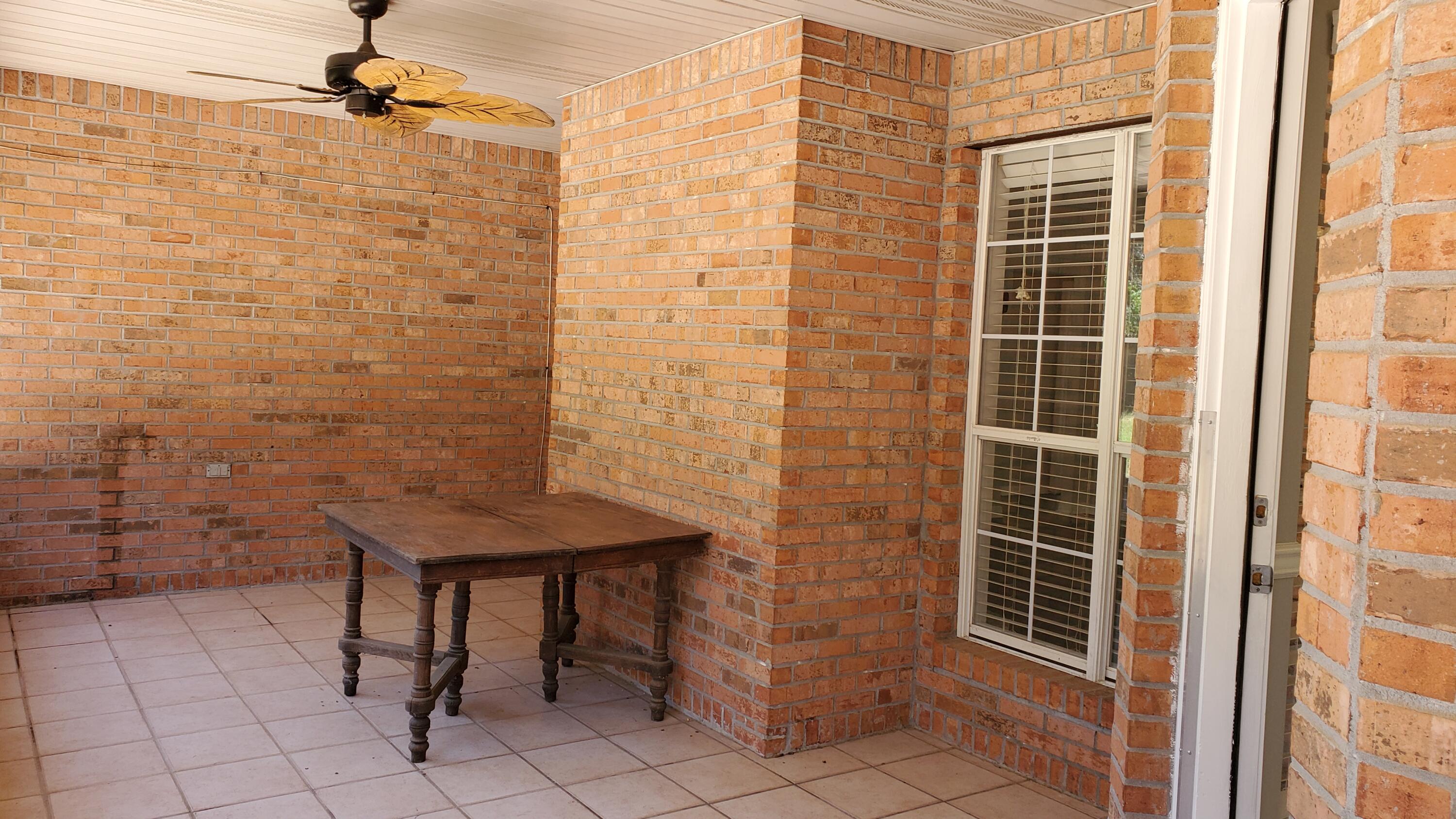 TOM KING ESTATES - Residential