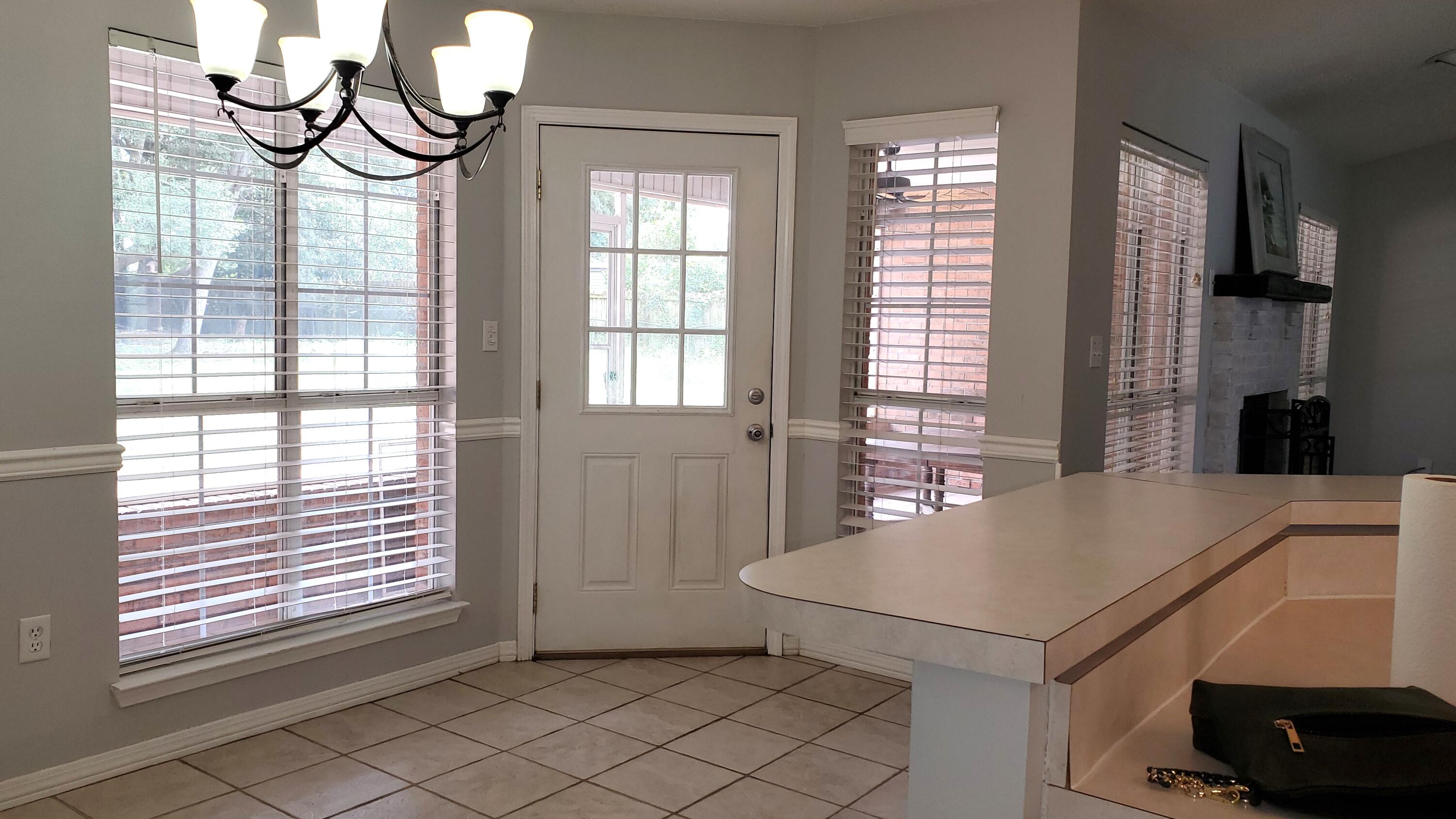 TOM KING ESTATES - Residential