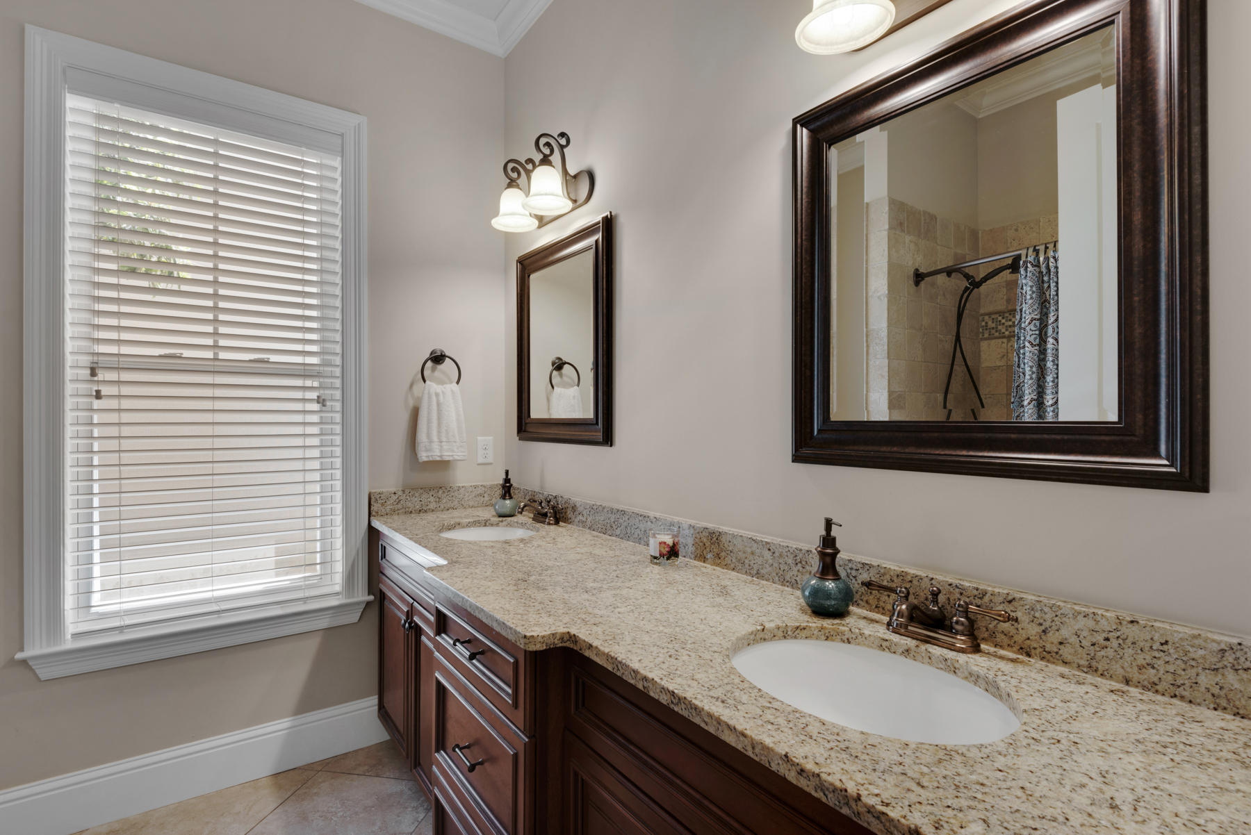 EMERALD BAY PH 1A - Residential