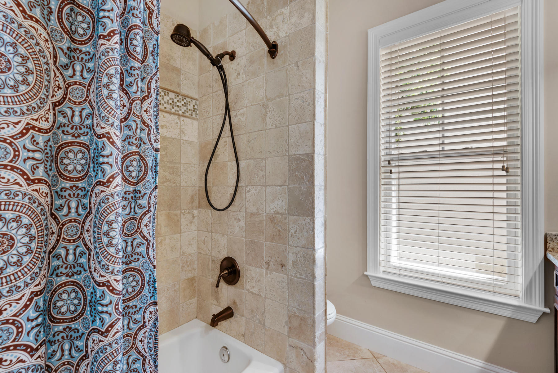 EMERALD BAY PH 1A - Residential