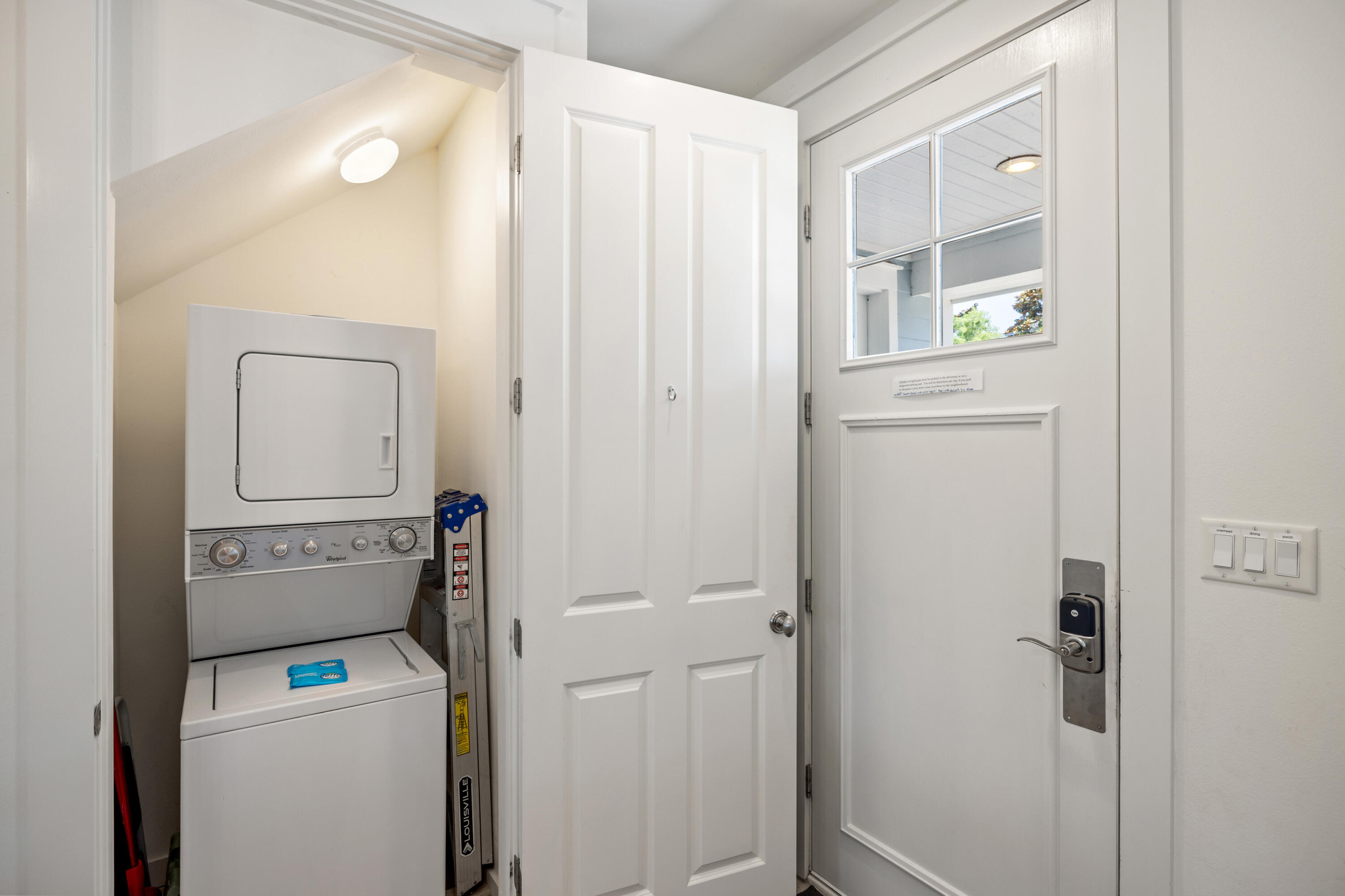 LAUREL GROVE - Residential