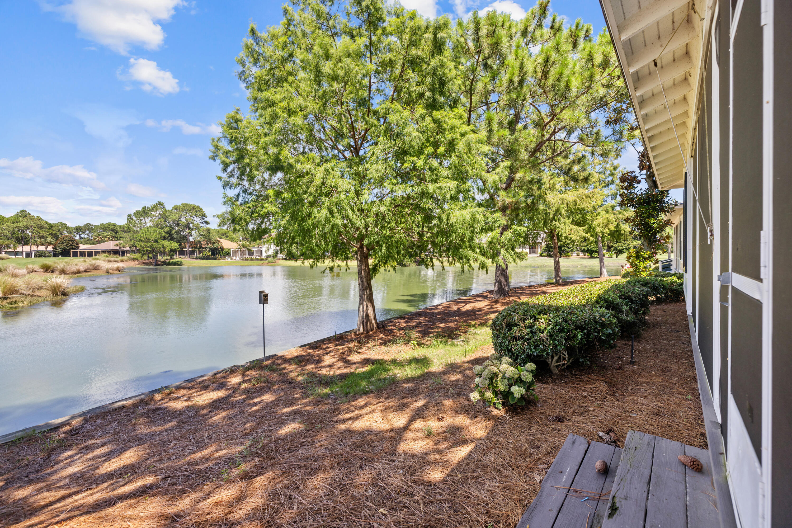 LAUREL GROVE - Residential