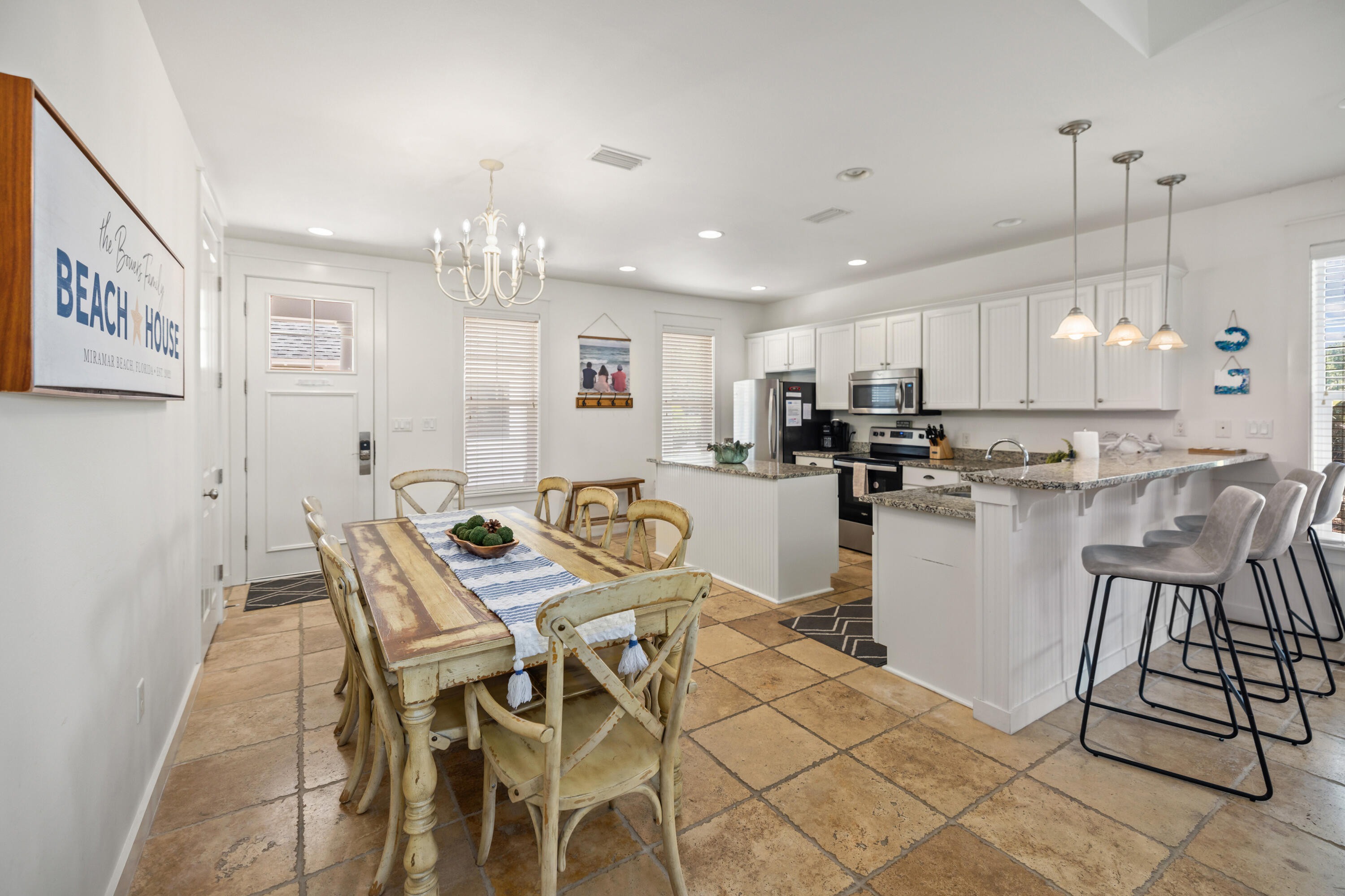 LAUREL GROVE - Residential