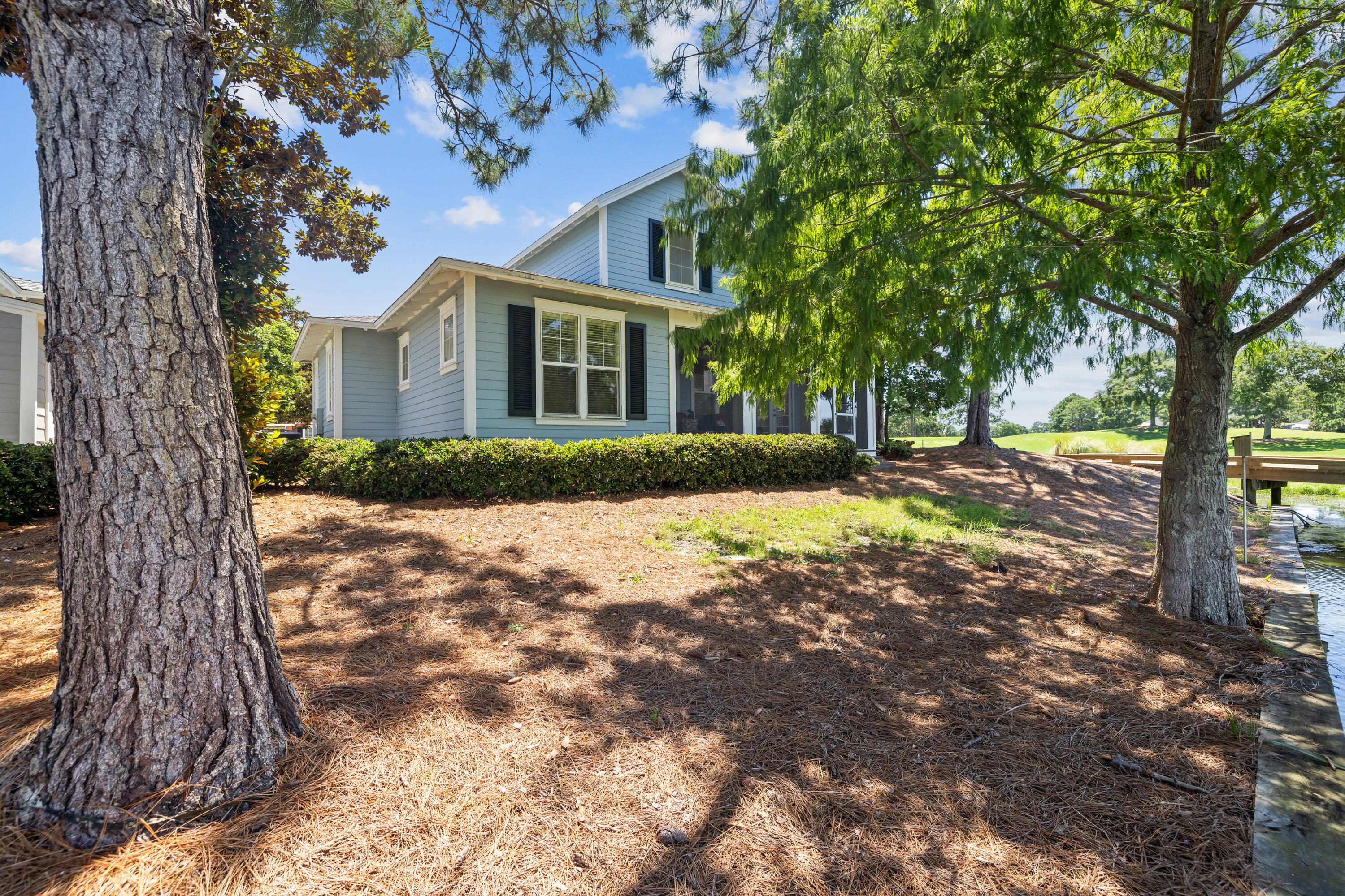 LAUREL GROVE - Residential