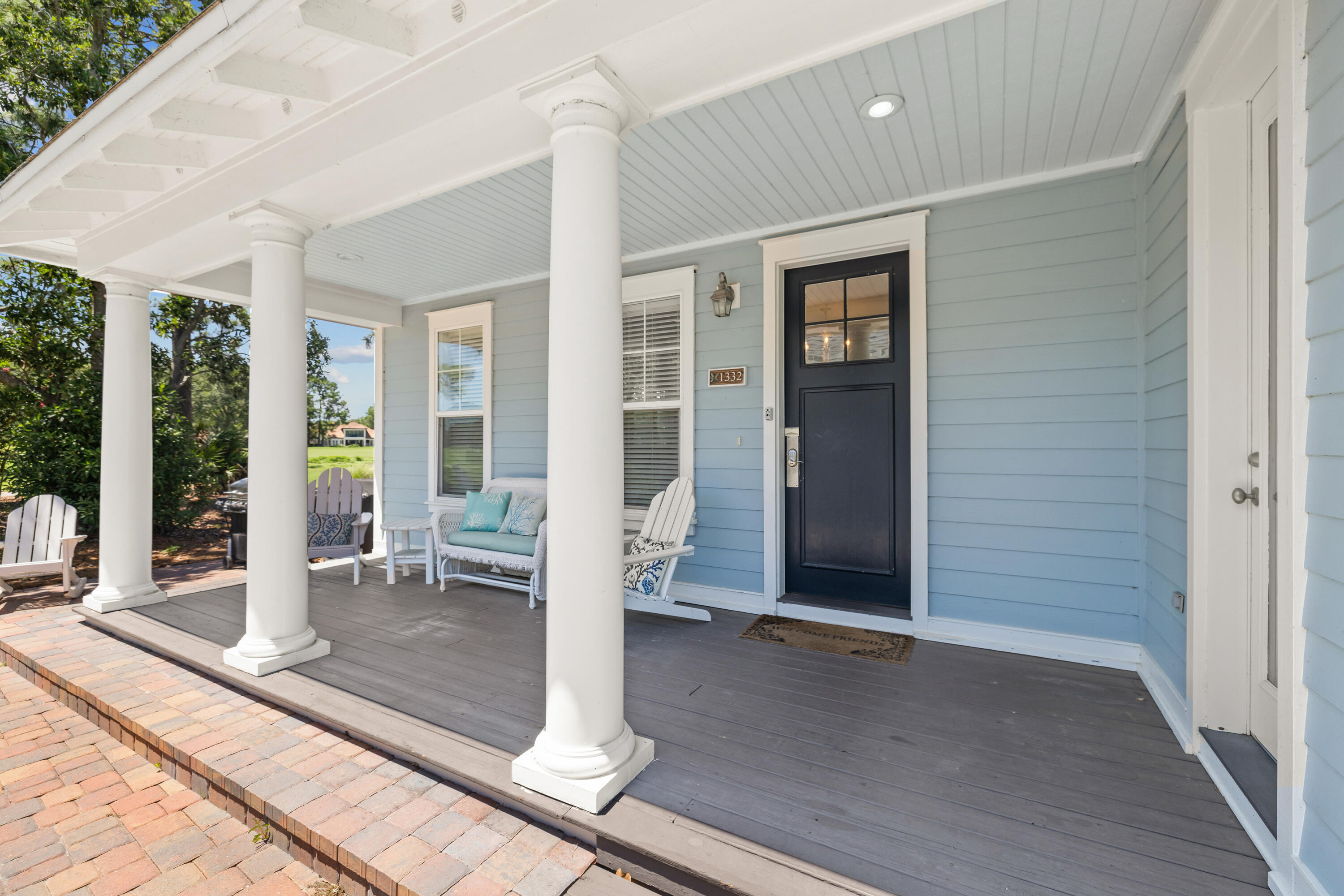 LAUREL GROVE - Residential