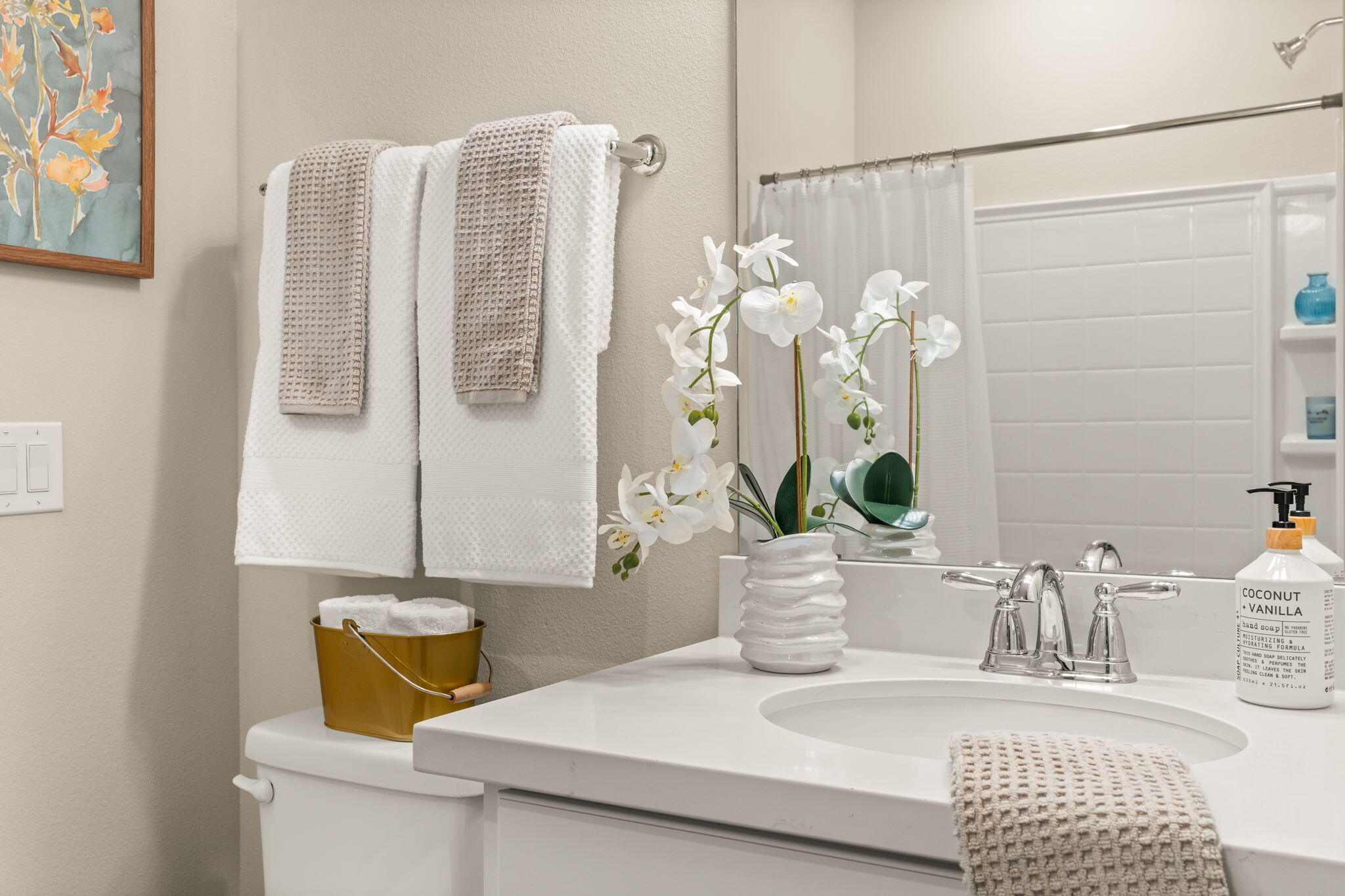 PELICAN BAY - Residential