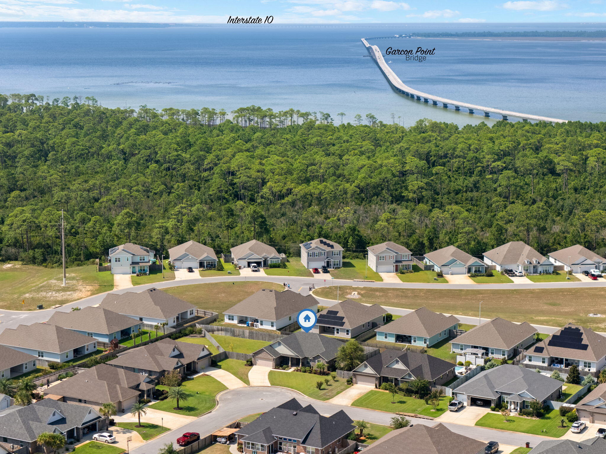 PELICAN BAY - Residential