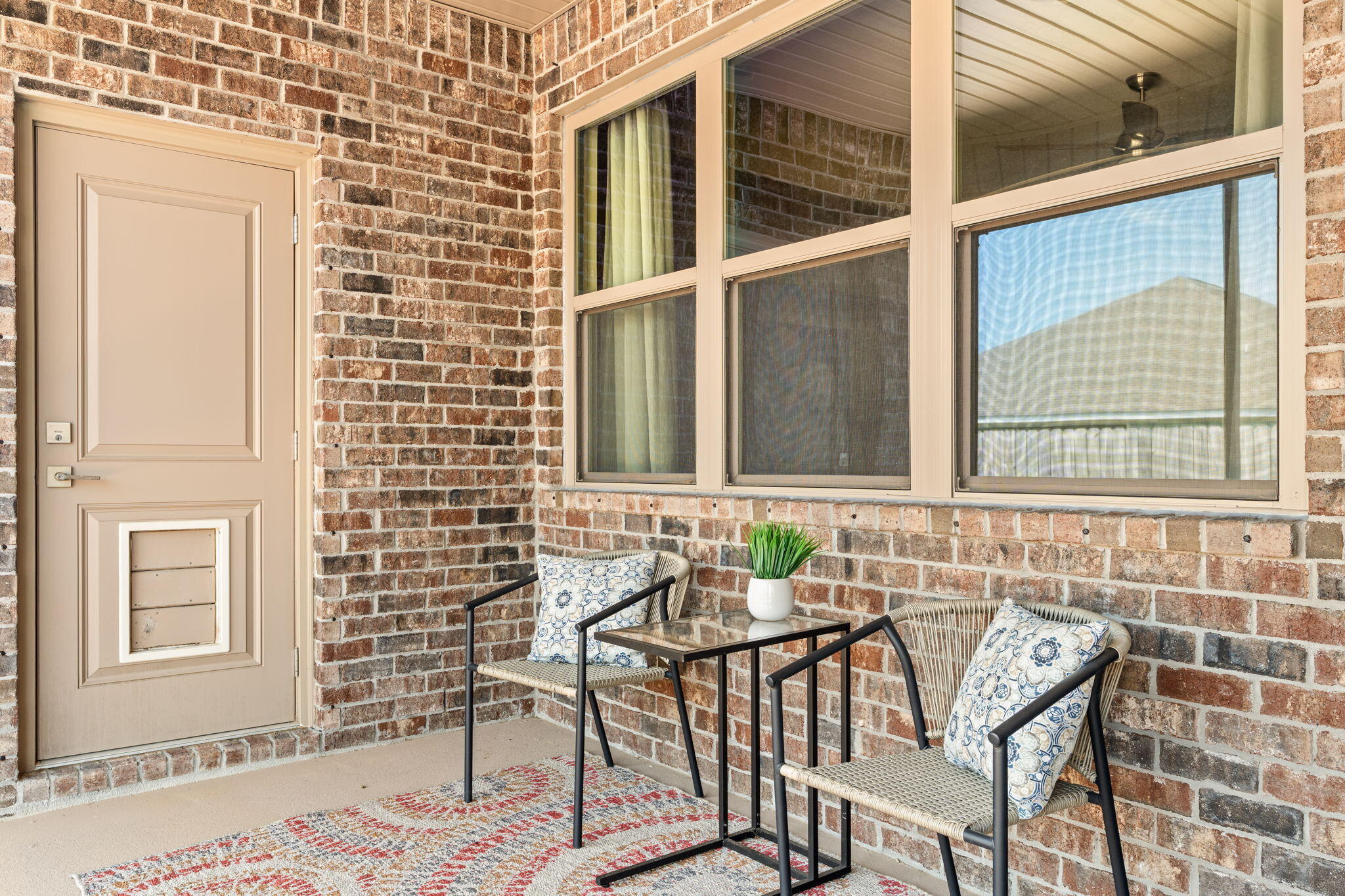 PELICAN BAY - Residential