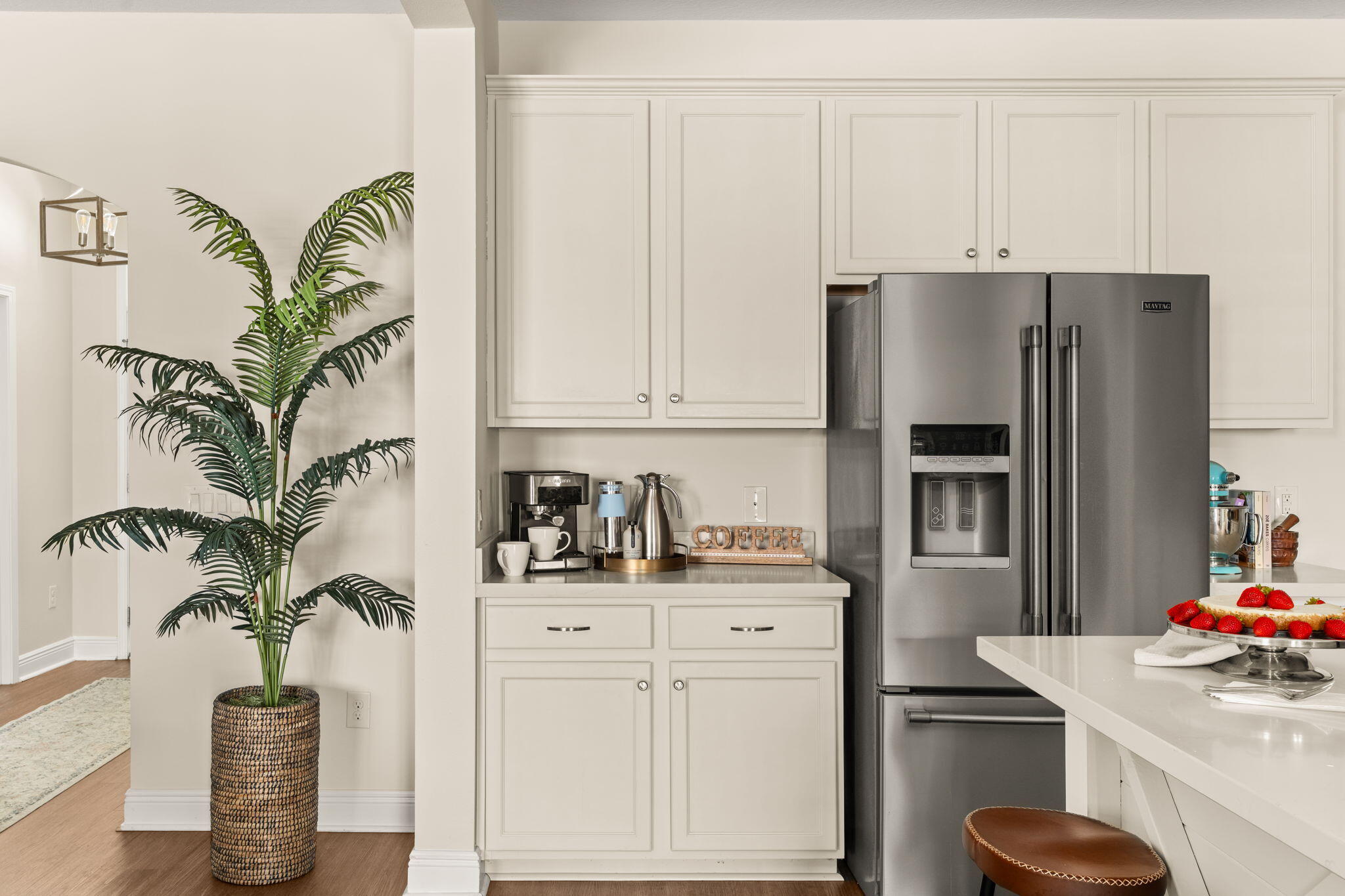 PELICAN BAY - Residential