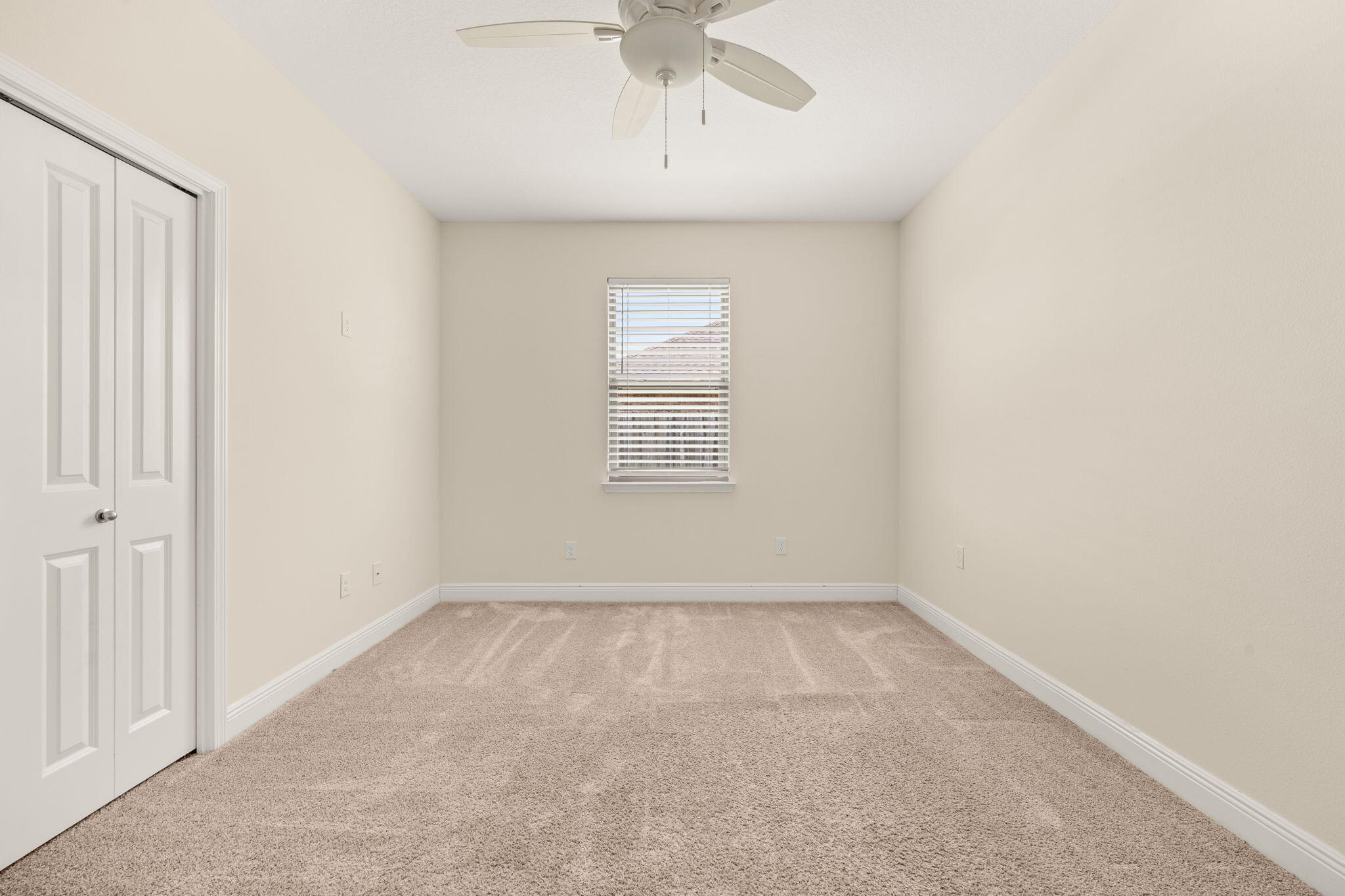 PELICAN BAY - Residential