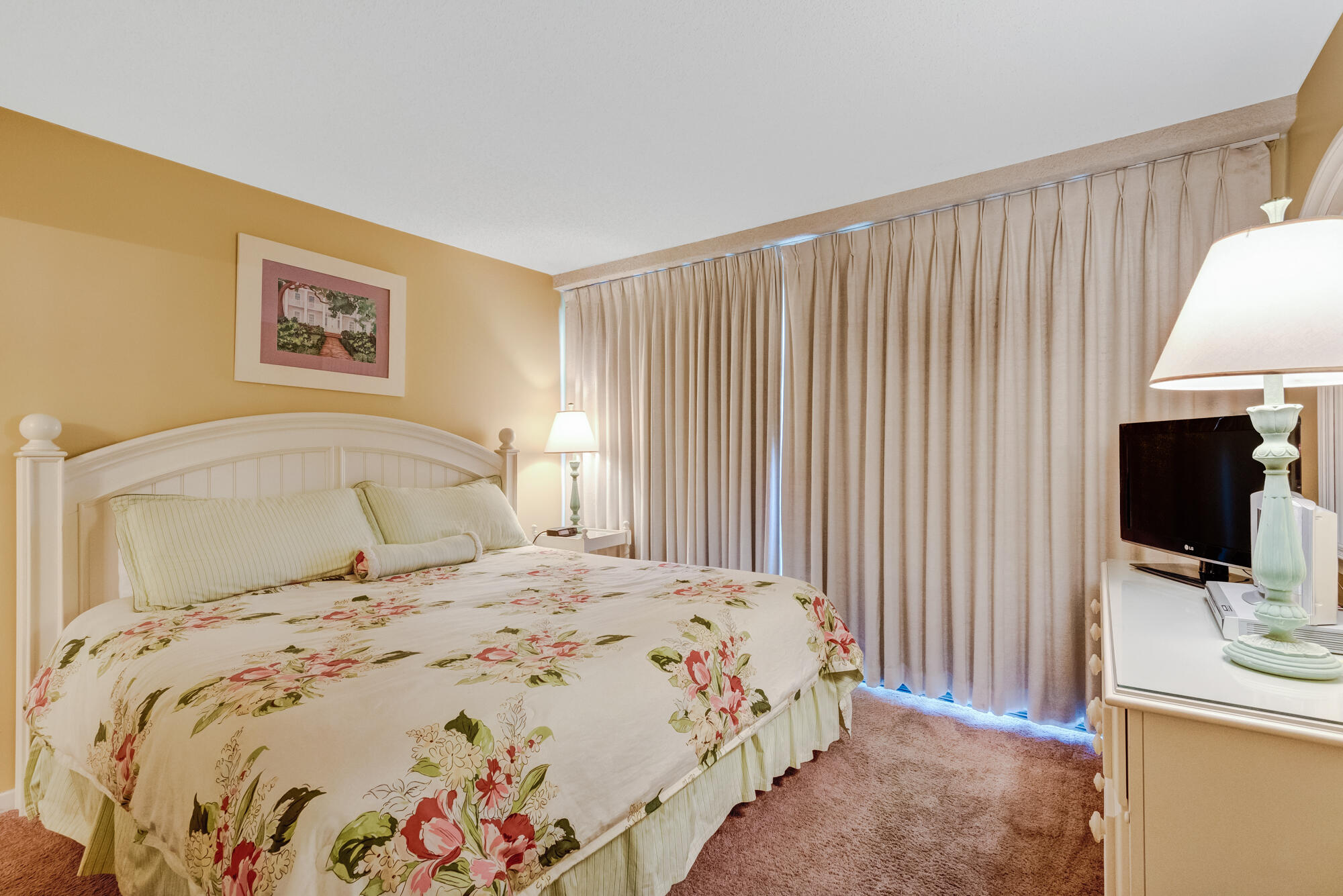 EDGEWATER BEACH CONDO PH 2 - Residential