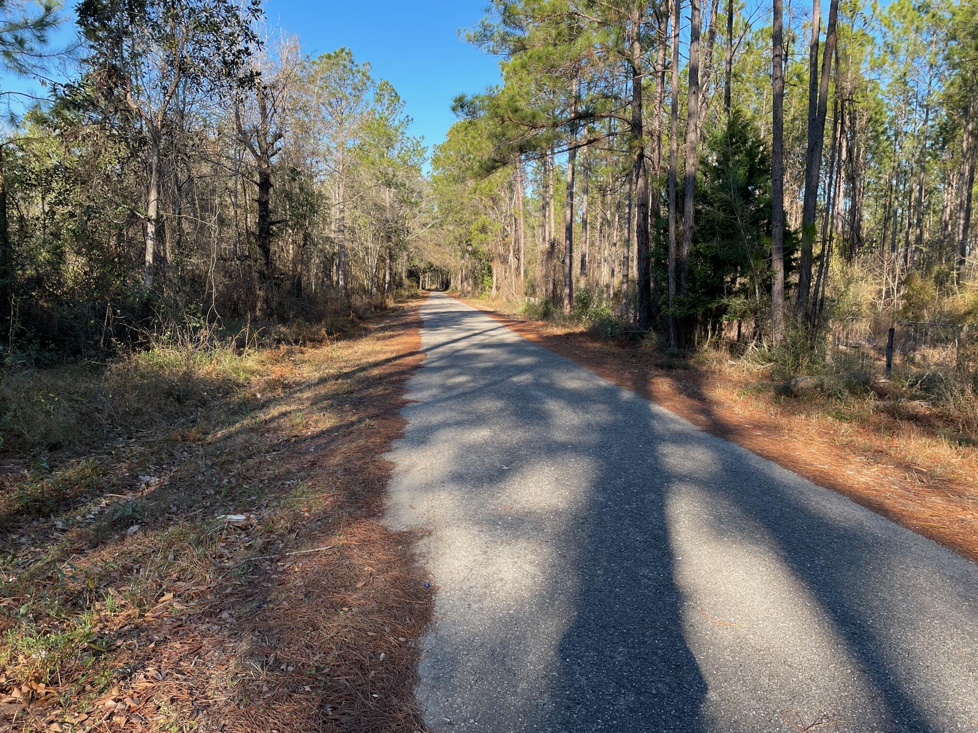 METES & BOUNDS - Land