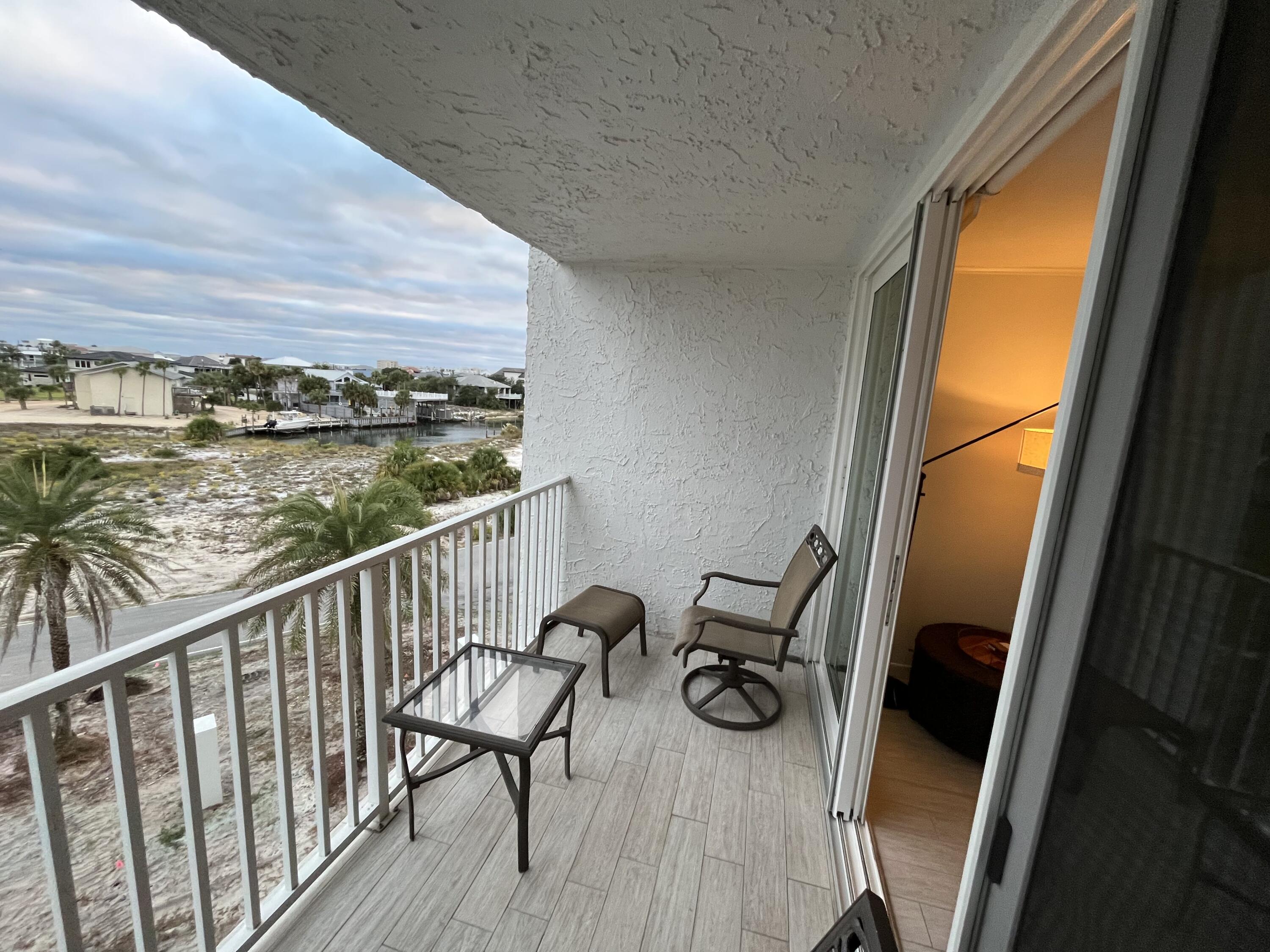 Dolphin Point - Residential