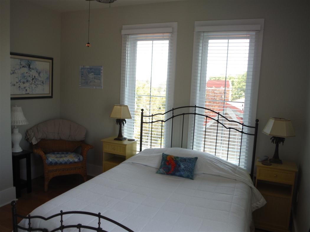 CRYSTAL BEACH - Residential