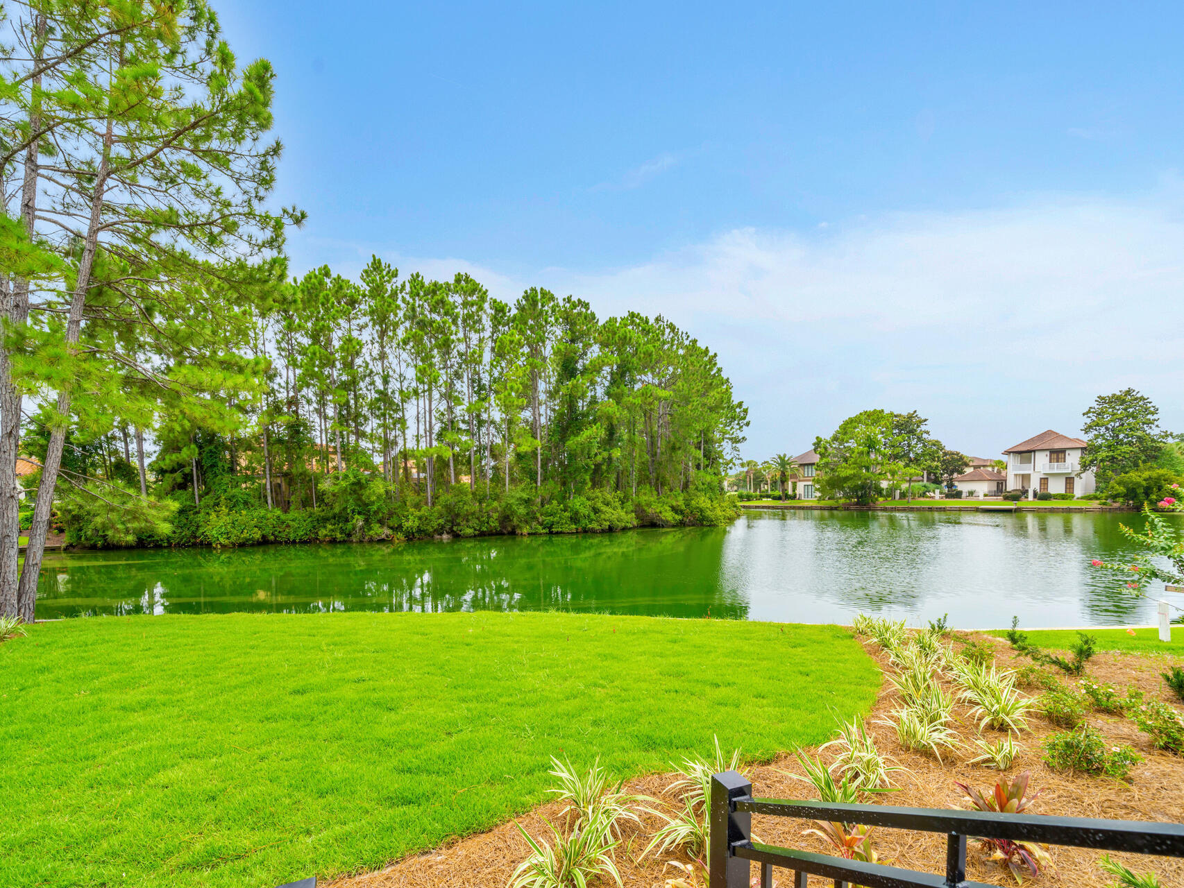 DEL MAR AT SANDESTIN - Residential