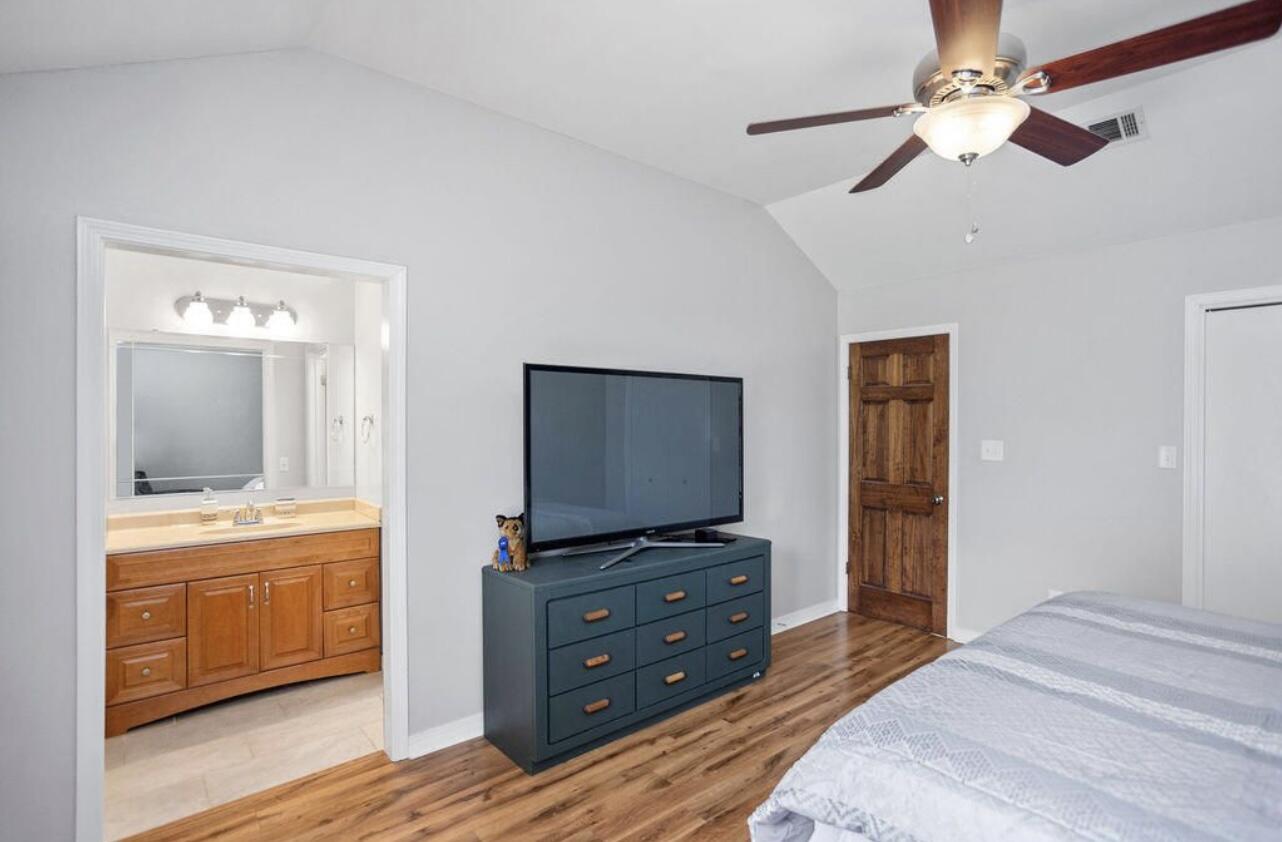 FOX DEN VILLAGES - Residential Lease