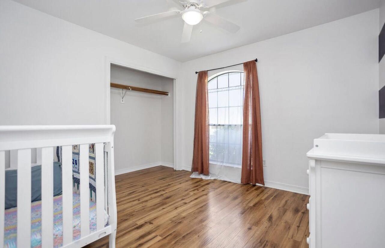 FOX DEN VILLAGES - Residential Lease