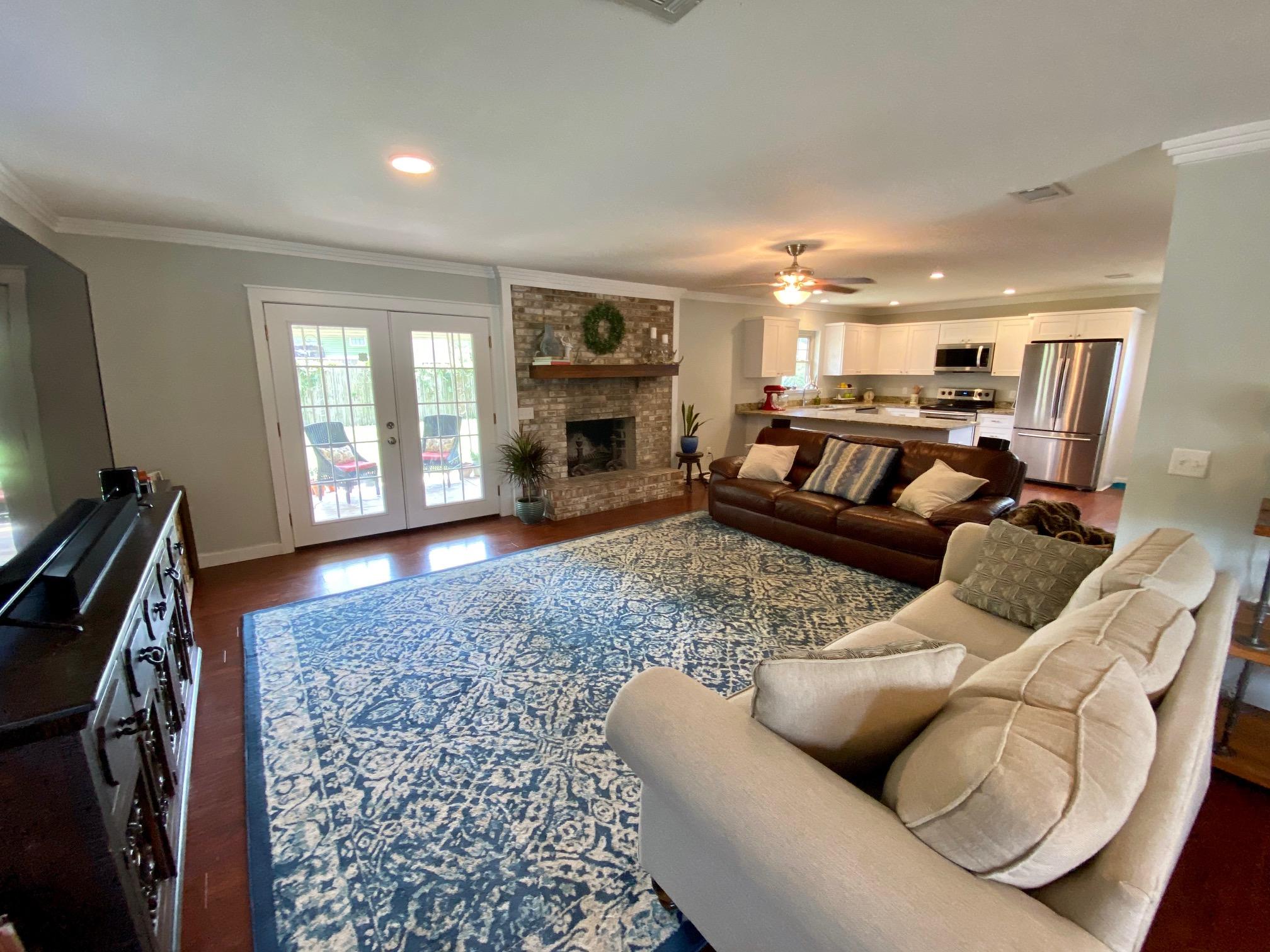 MAGNOLIA SHORES S/D - Residential