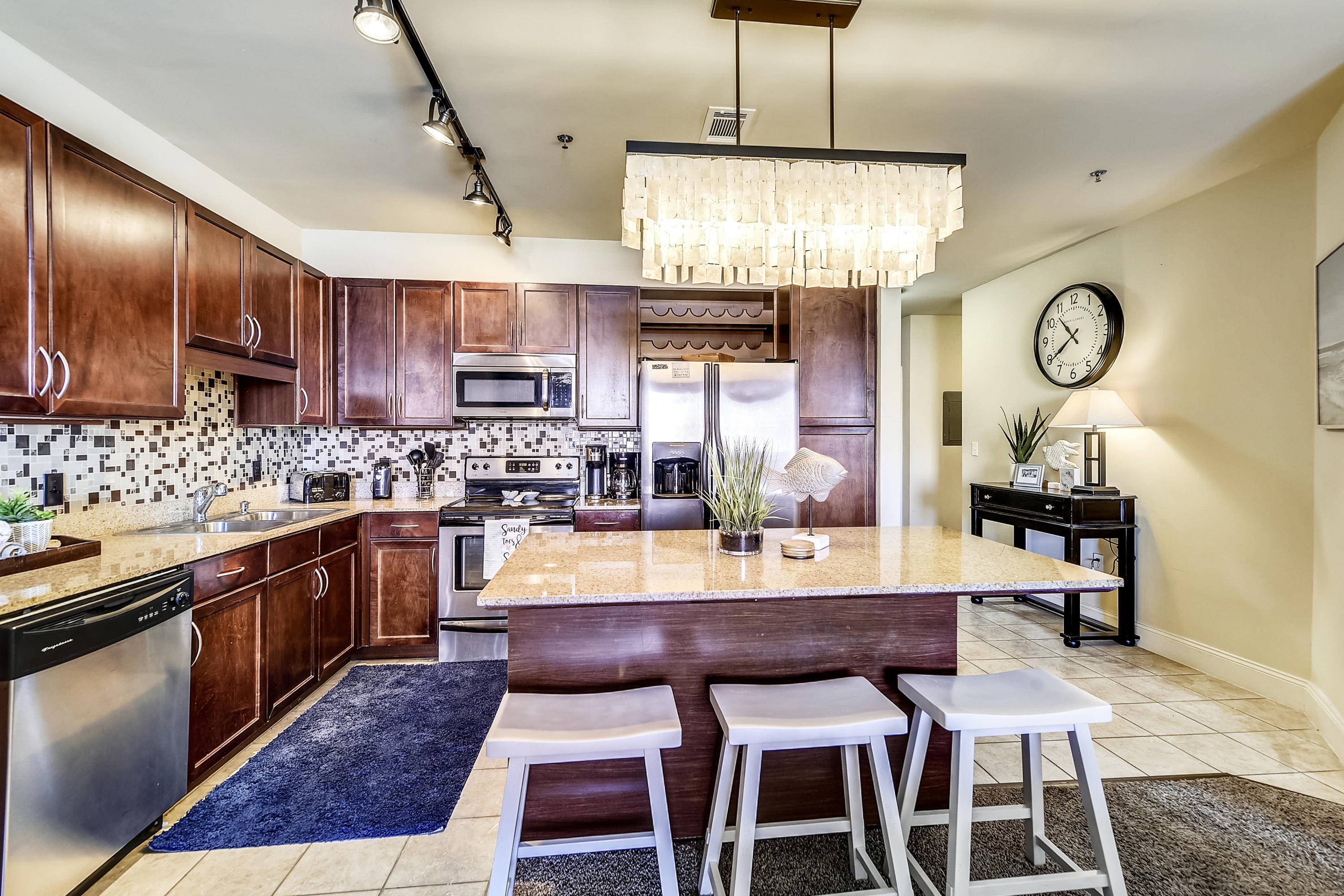 Laketown Wharf - Residential