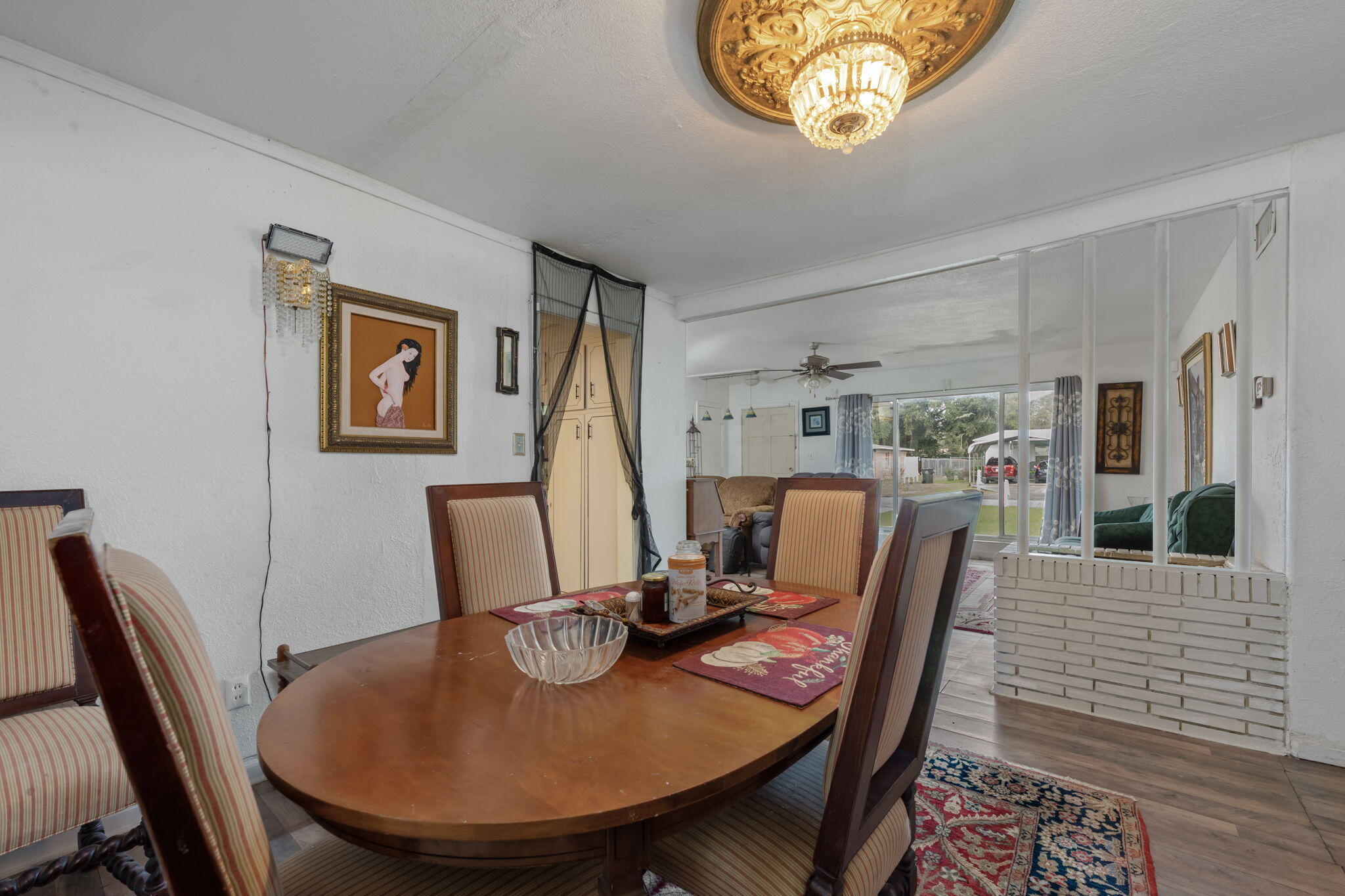 MAYFAIR - Residential