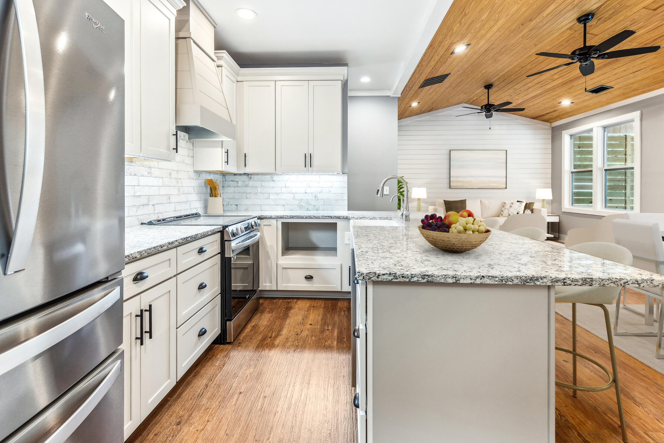 TURQUOISE BEACH 2ND ADDN - Residential