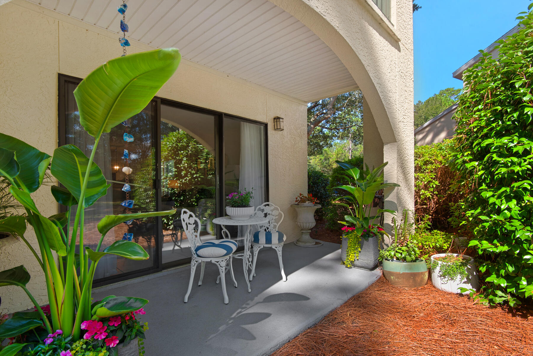 LAKESIDE CONDO AT BLUEWATER BAY - Residential