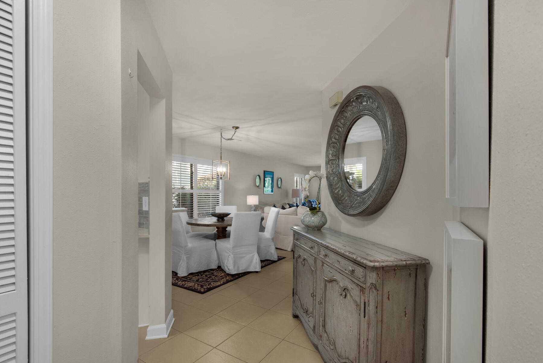 LAKESIDE CONDO AT BLUEWATER BAY - Residential