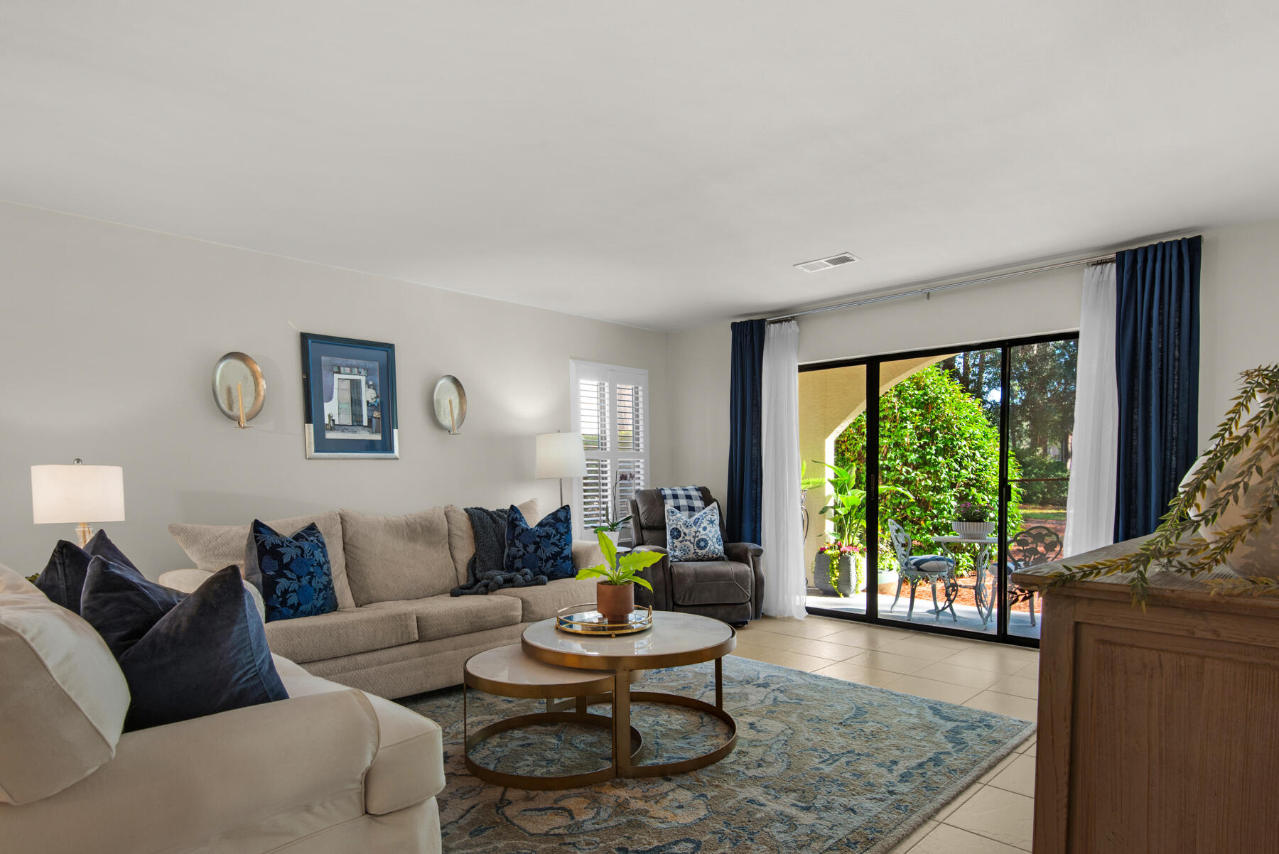 LAKESIDE CONDO AT BLUEWATER BAY - Residential
