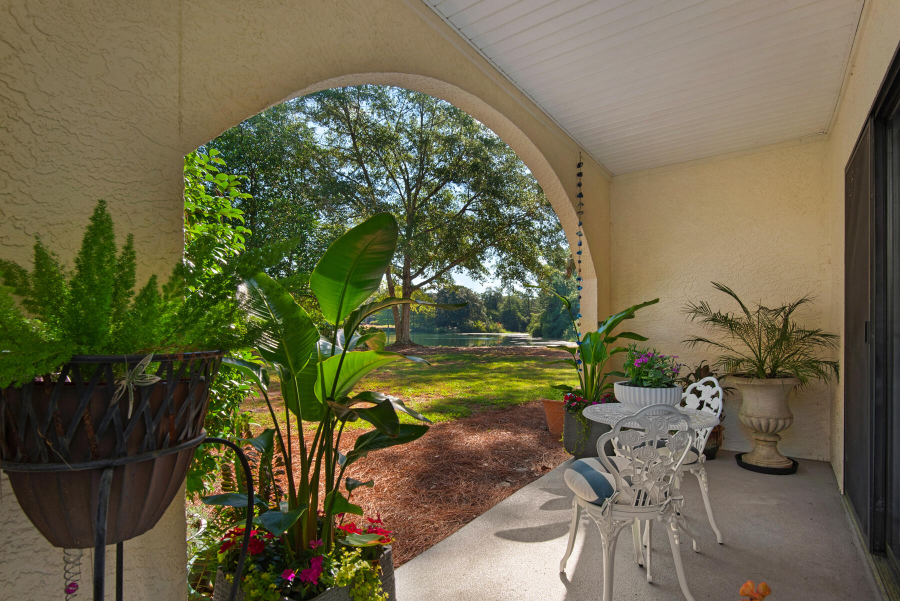 LAKESIDE CONDO AT BLUEWATER BAY - Residential