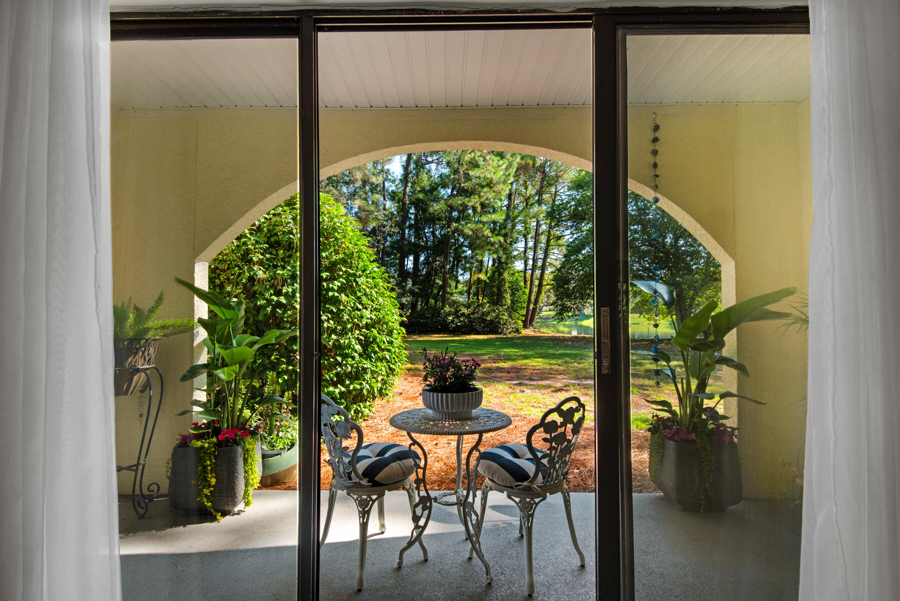 LAKESIDE CONDO AT BLUEWATER BAY - Residential