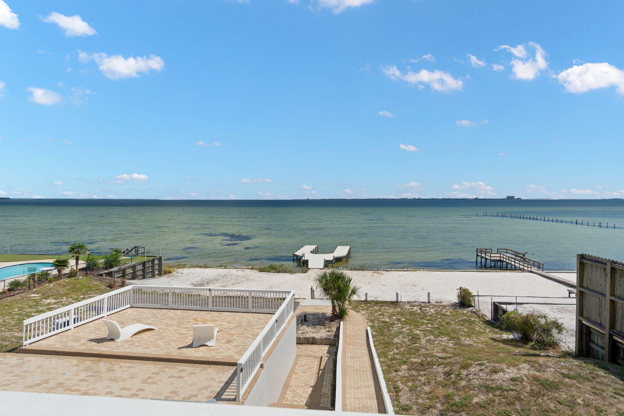 LAKE LORRAINE EST LOT 3 BLK A - Residential