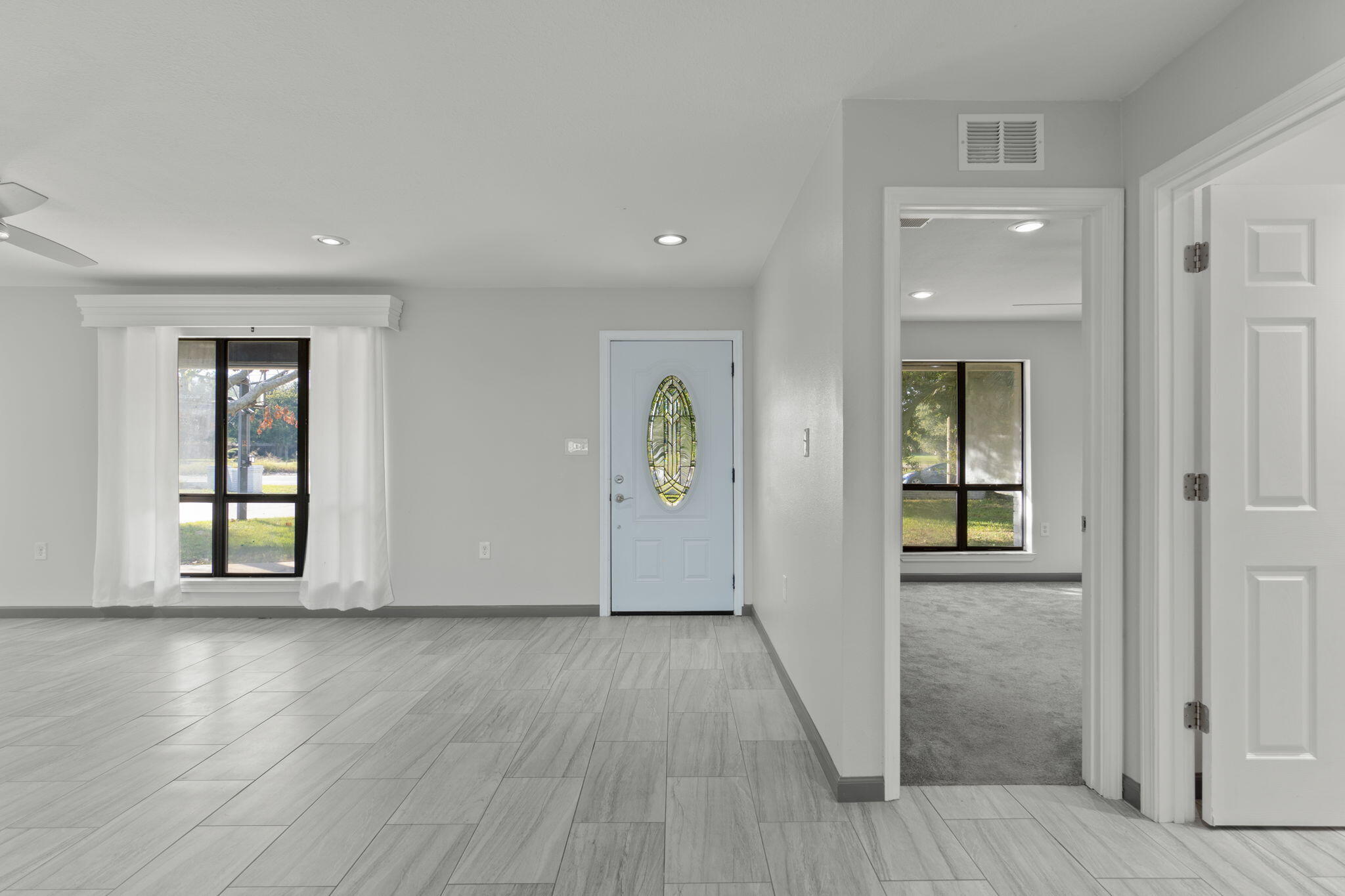 LAKE LORRAINE EST LOT 3 BLK A - Residential