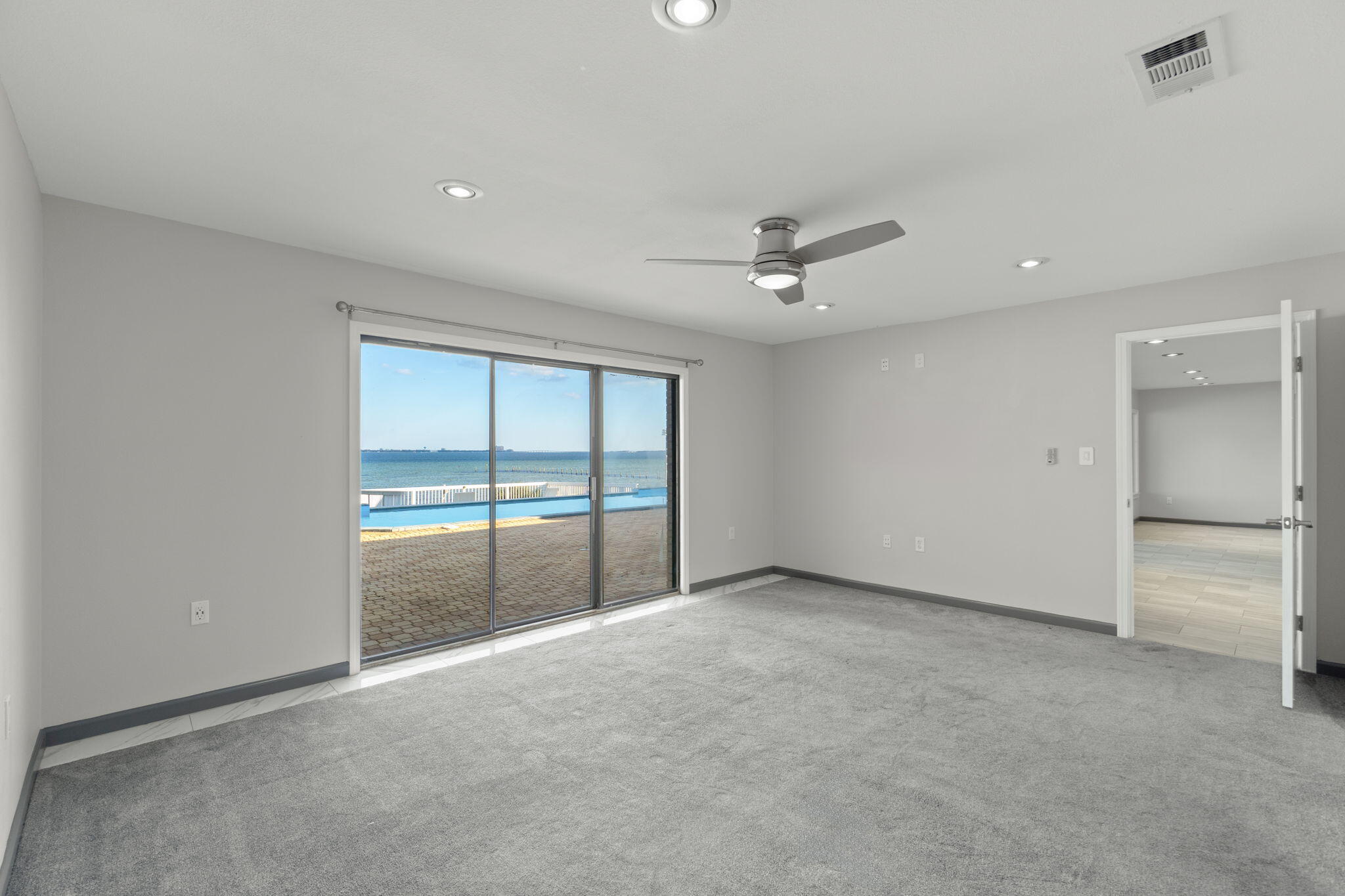 LAKE LORRAINE EST LOT 3 BLK A - Residential