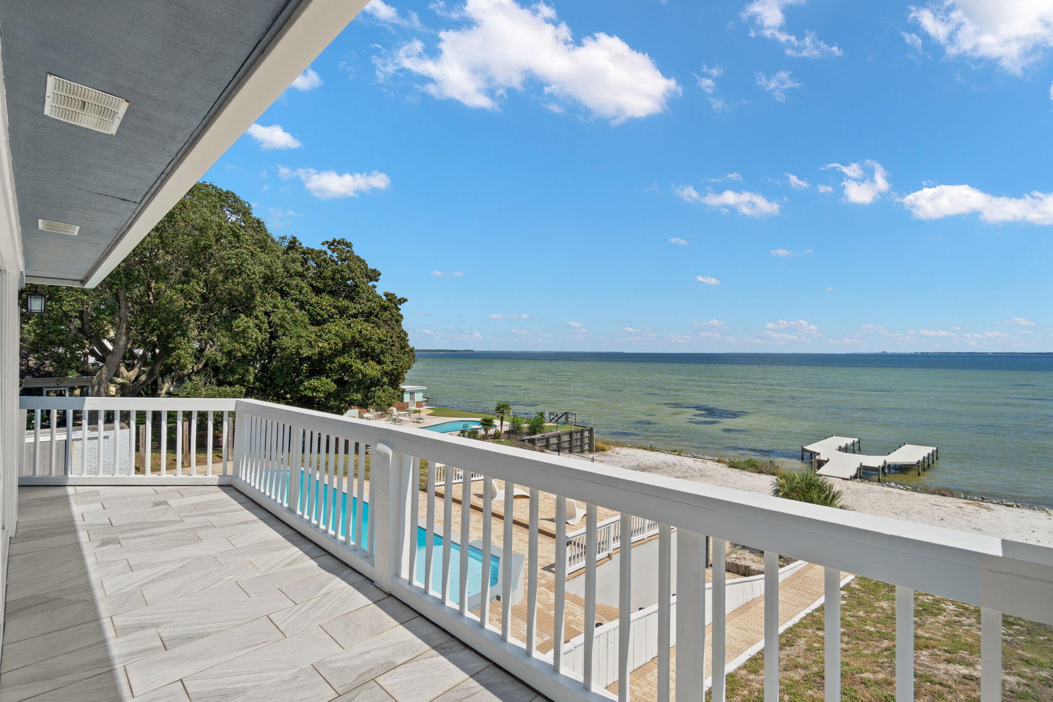 LAKE LORRAINE EST LOT 3 BLK A - Residential