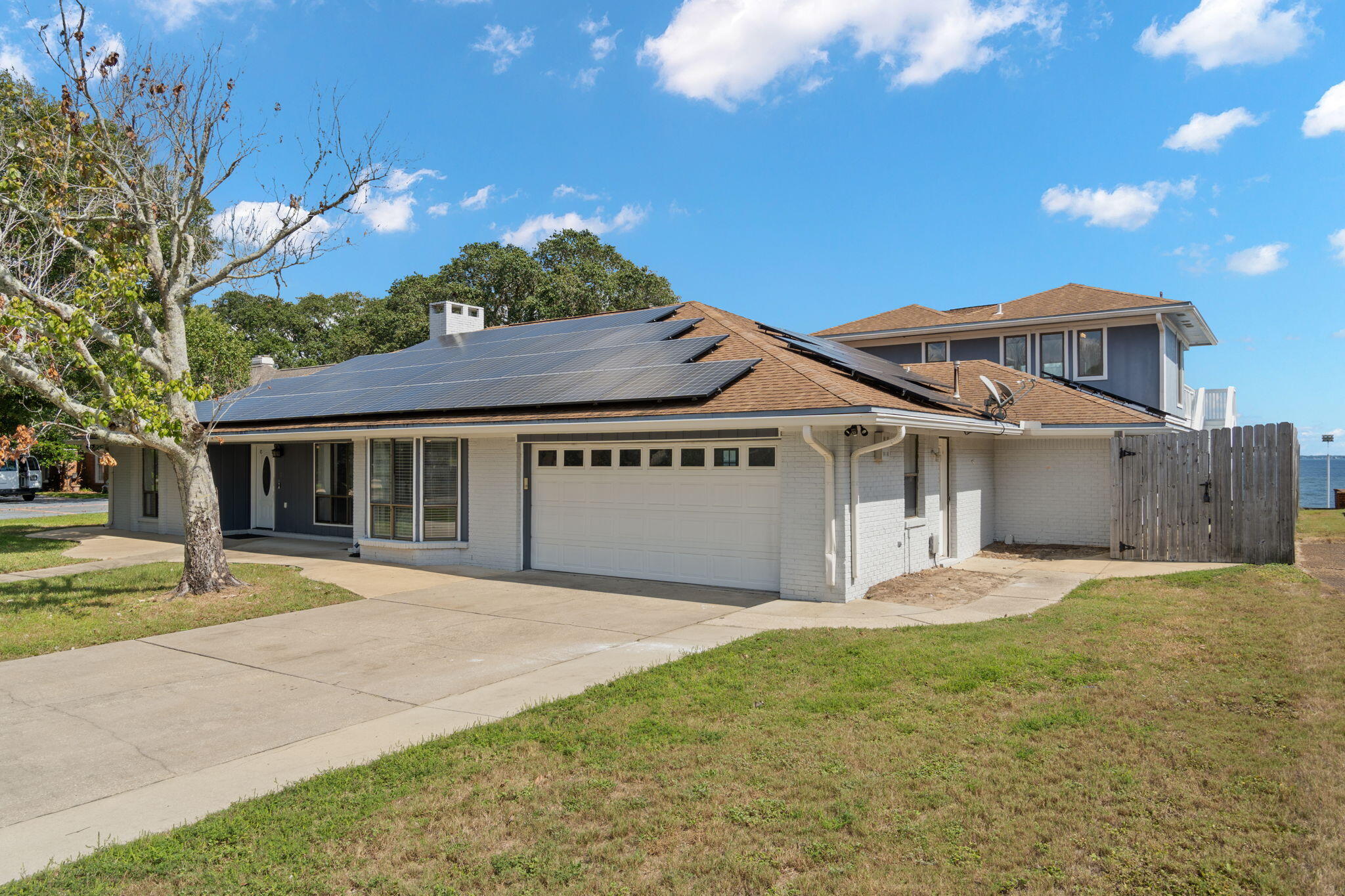 LAKE LORRAINE EST LOT 3 BLK A - Residential