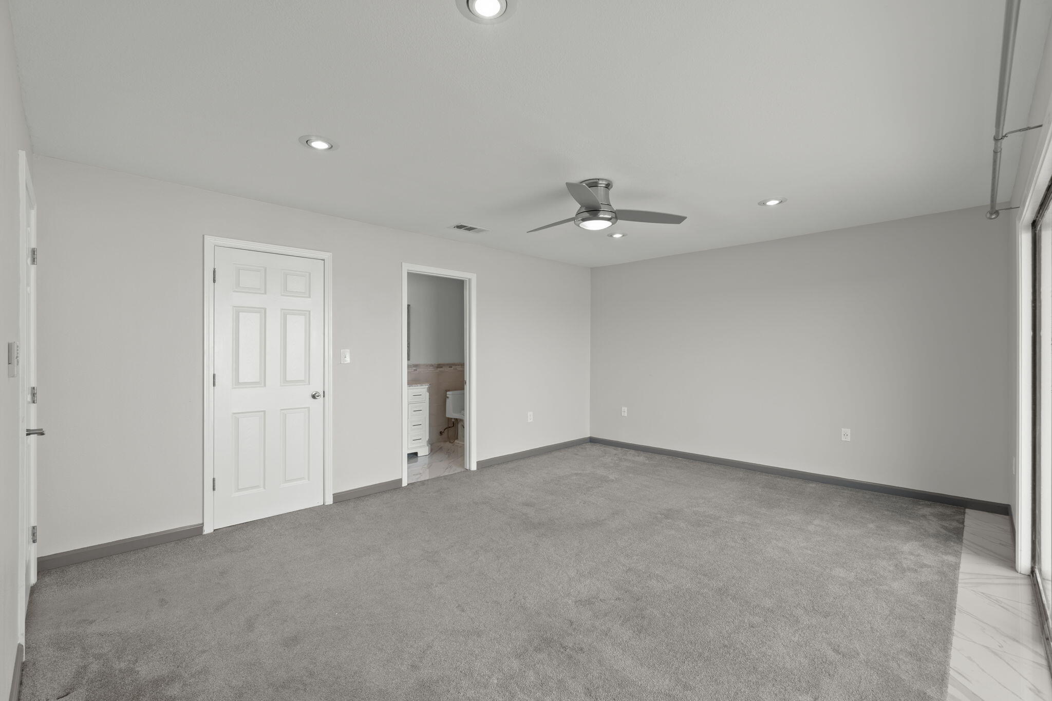 LAKE LORRAINE EST LOT 3 BLK A - Residential