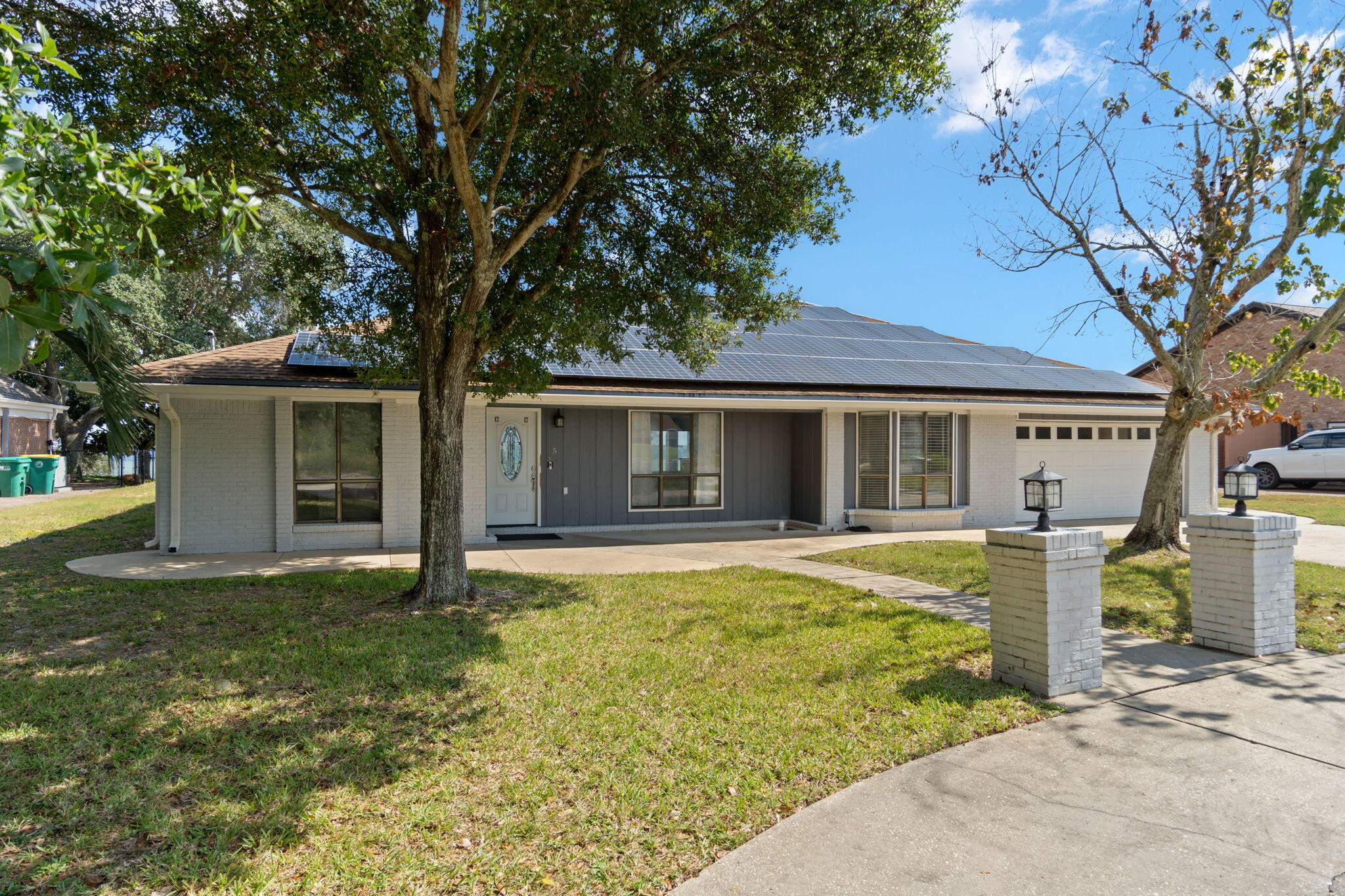 LAKE LORRAINE EST LOT 3 BLK A - Residential