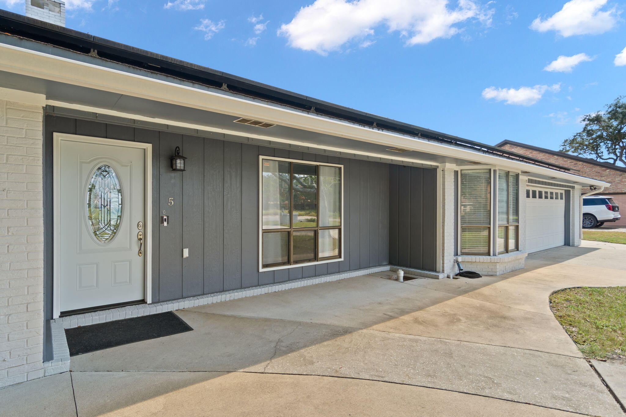 LAKE LORRAINE EST LOT 3 BLK A - Residential