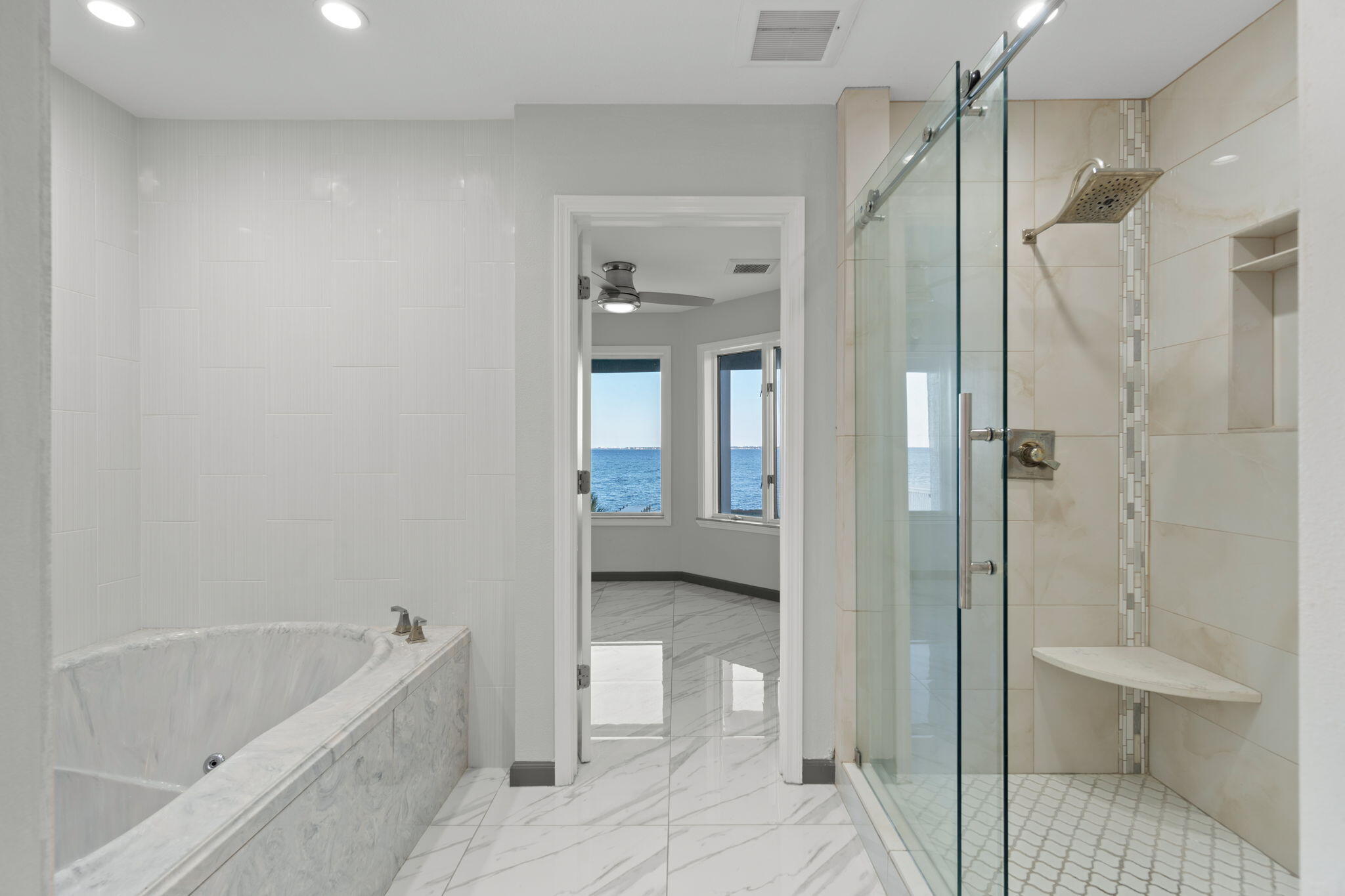 LAKE LORRAINE EST LOT 3 BLK A - Residential